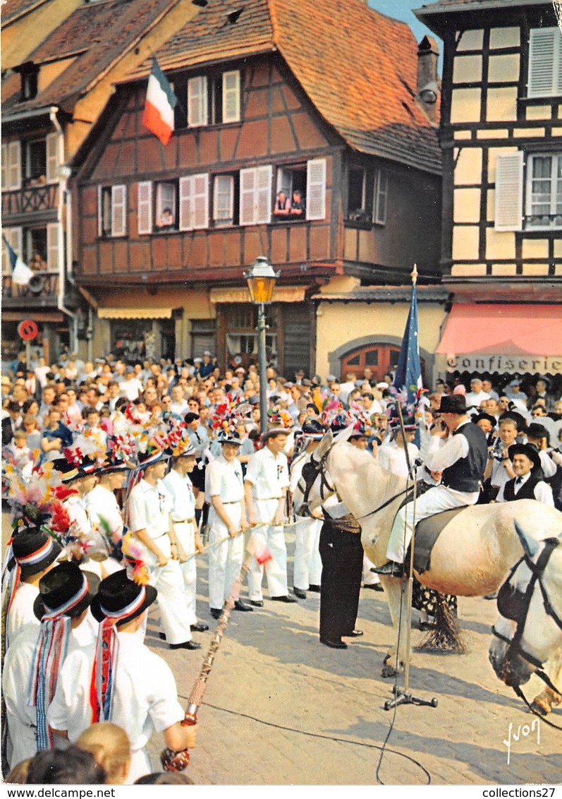 67-OBERNAI- CENTRE DU FOLKLORE ALSACIEN LES CONSCRITS ACCUEILLANT " L'AMI FRITZ" - Obernai