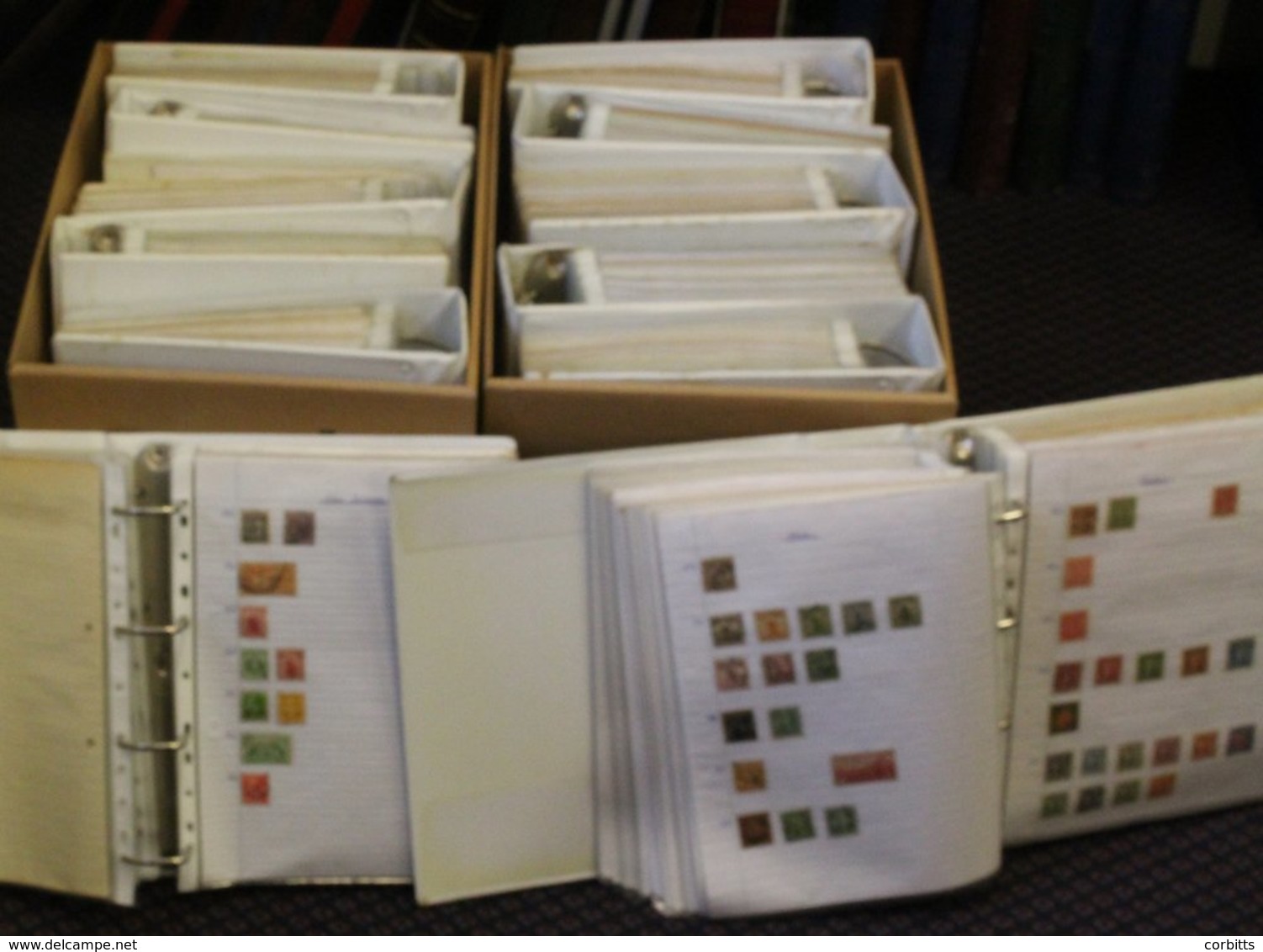 ALL WORLD A-Z Collection Of M & U Housed In Protectors In Twelve Large Ring Files, Nothing Noted Of Individual Value But - Sonstige & Ohne Zuordnung