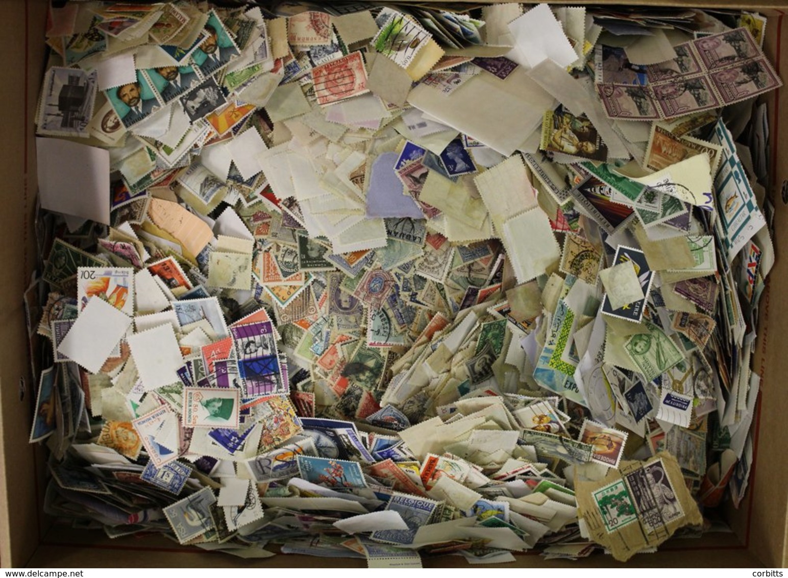 WORLD STAMPS (8kg) Off Paper - Mixture In A Carton. - Andere & Zonder Classificatie