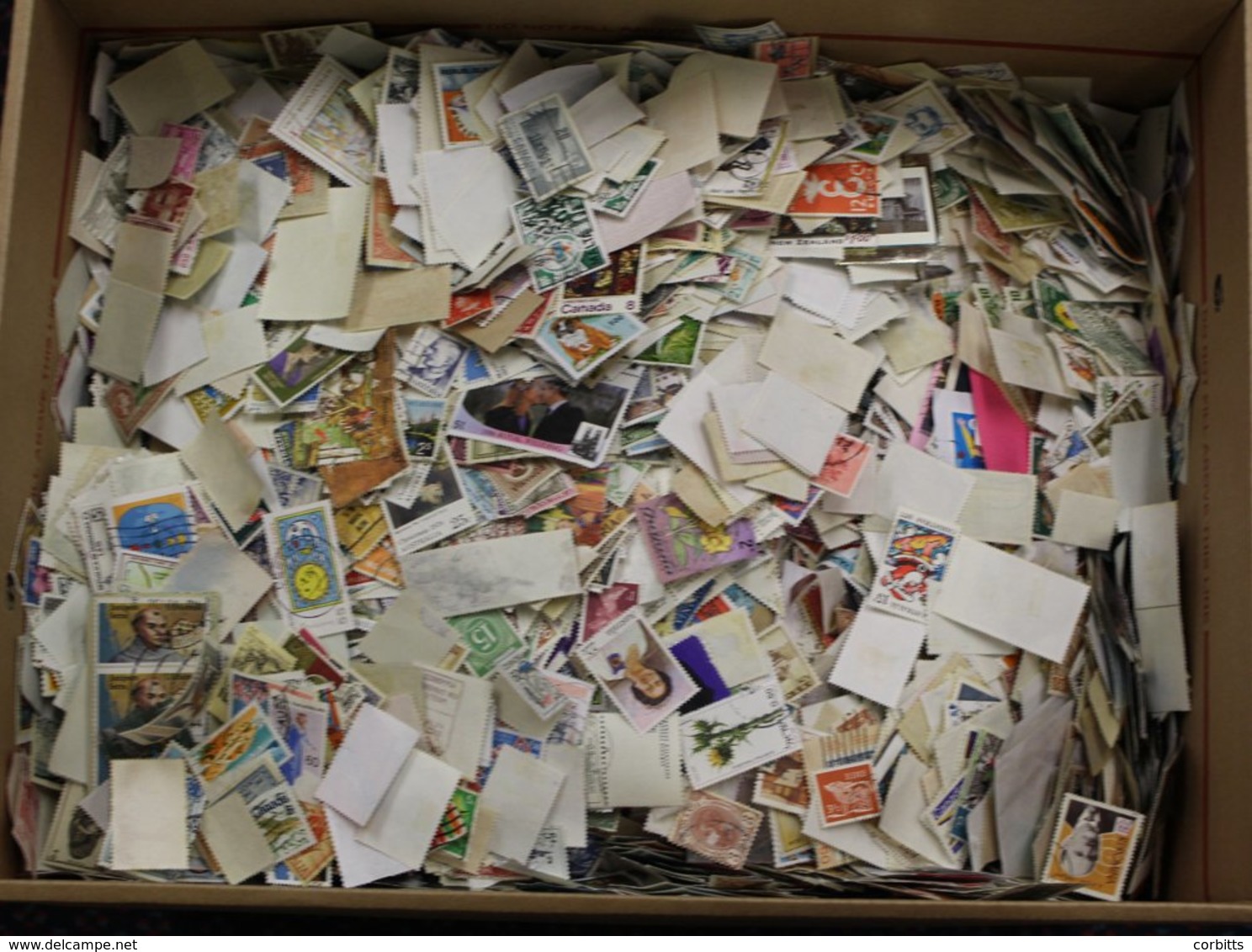 WORLD STAMPS (7kg) Off Paper - Mixture In A Carton. - Andere & Zonder Classificatie