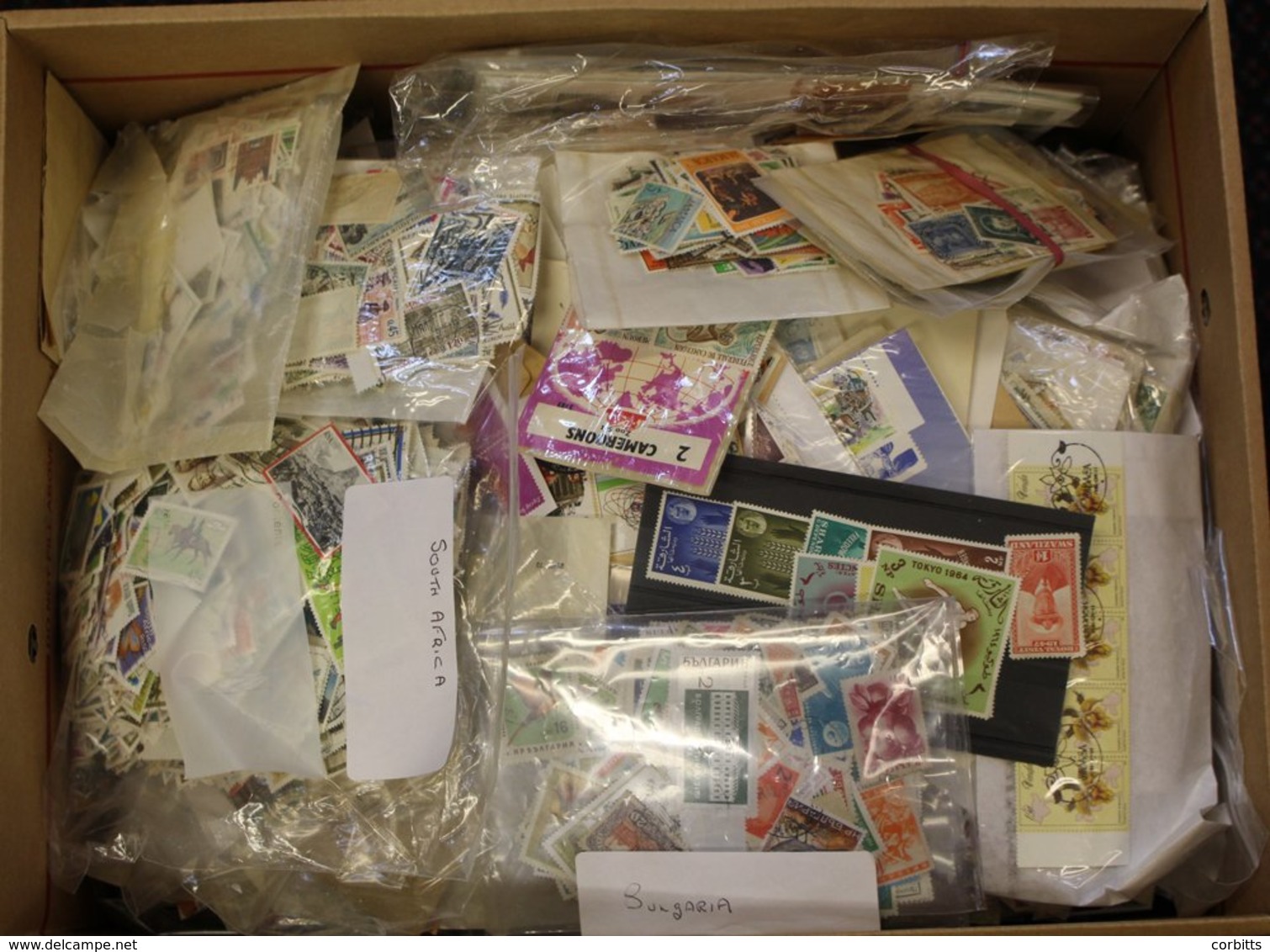 WORLD STAMPS Mostly In Packets, Some Sorted Into Countries, Others Mixed, A Few On Stock Cards. (8kg In Carton). - Andere & Zonder Classificatie