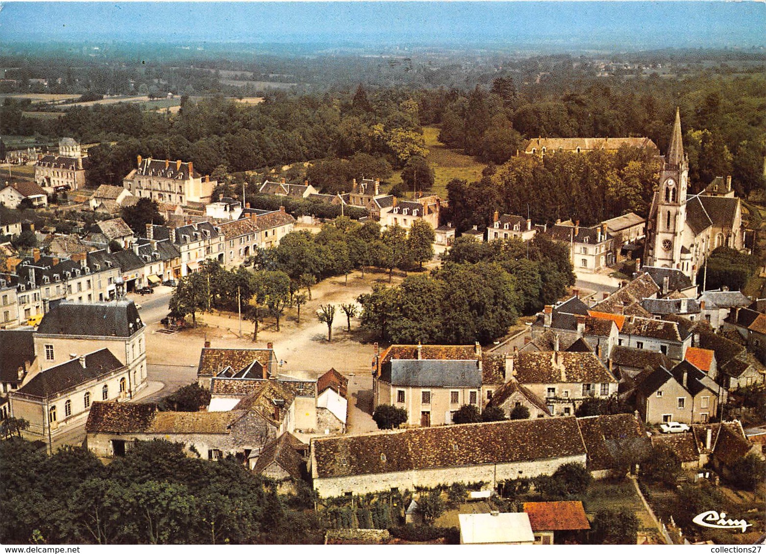 86-PLEUMARTIN-VUE GENERALE AERIENNE - Pleumartin