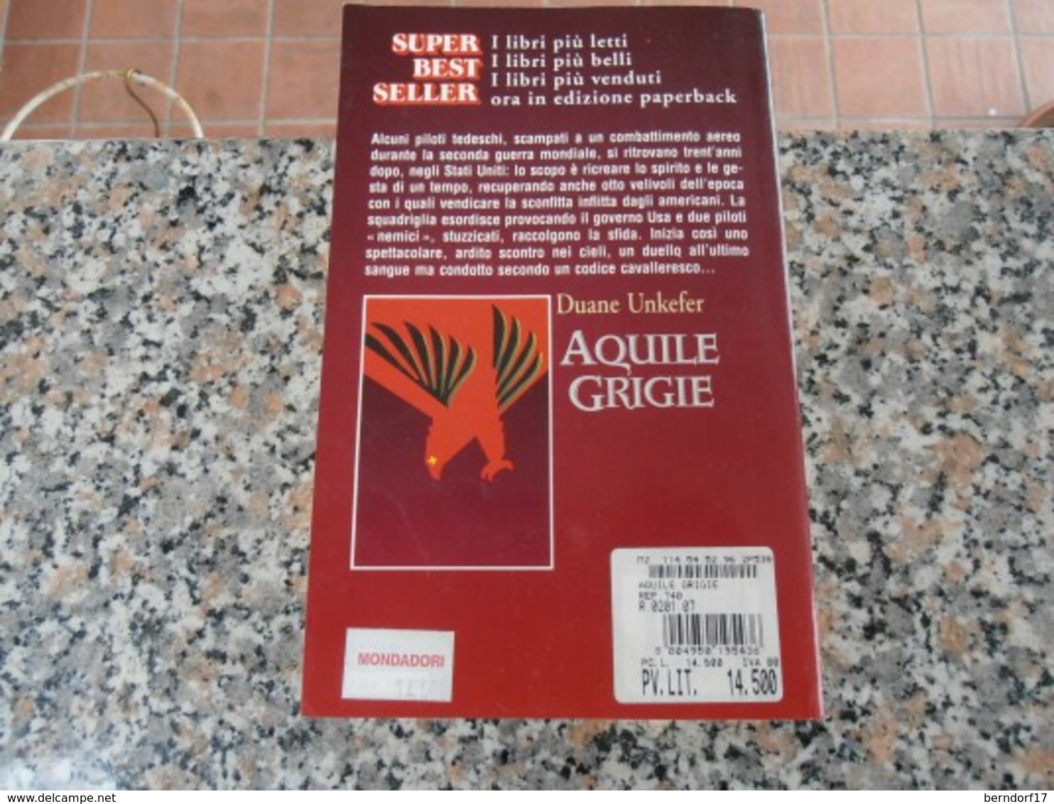 Aquile Grigie - Duane Unkefer - Geschichte