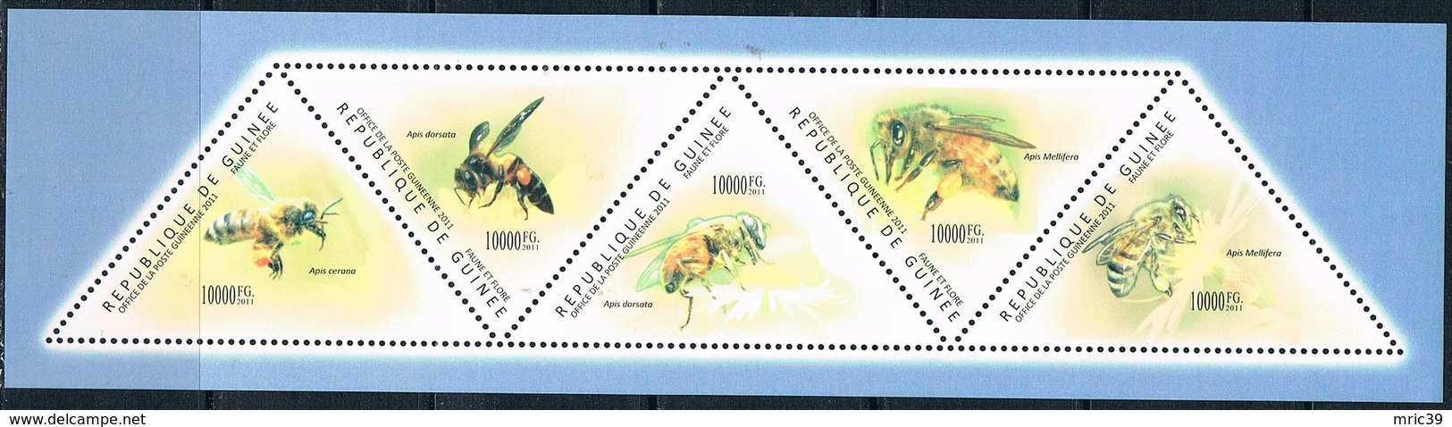 Bloc Sheet Insectes Abeilles Insects Bees Neuf MNH ** Guinee 2011 - Honeybees