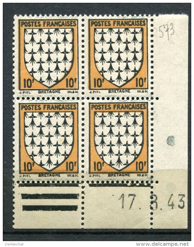 6613   FRANCE   N° 573** 10f  Armoiries De Bretagne  Du 17/8/43   TB. - 1940-1949