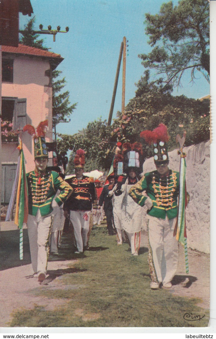 PAYS BASQUE - Procession Typique De La Fête Dieu ( Irissarry Helette Iholdy )  PRIX FIXE - Autres & Non Classés