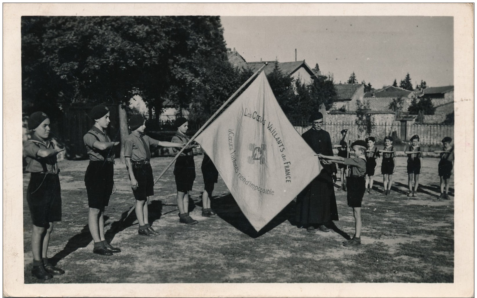 H121 - SCOUTISME - Coeurs Vaillants - St-Jacques Des Etats Unis - Lyon - Promesse De Croix Bleue - Août 1944 - Scoutismo