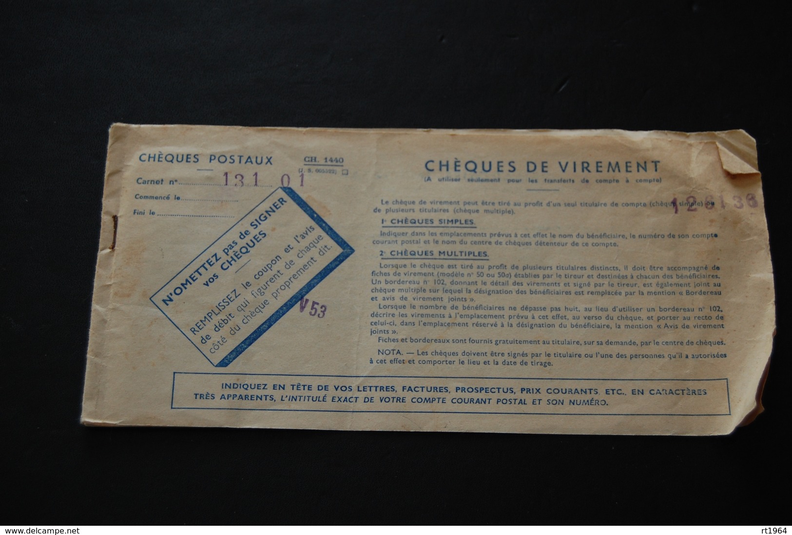 Carnet De Chèques Anciens CHEQUES POSTAUX 1960 - Assegni & Assegni Di Viaggio