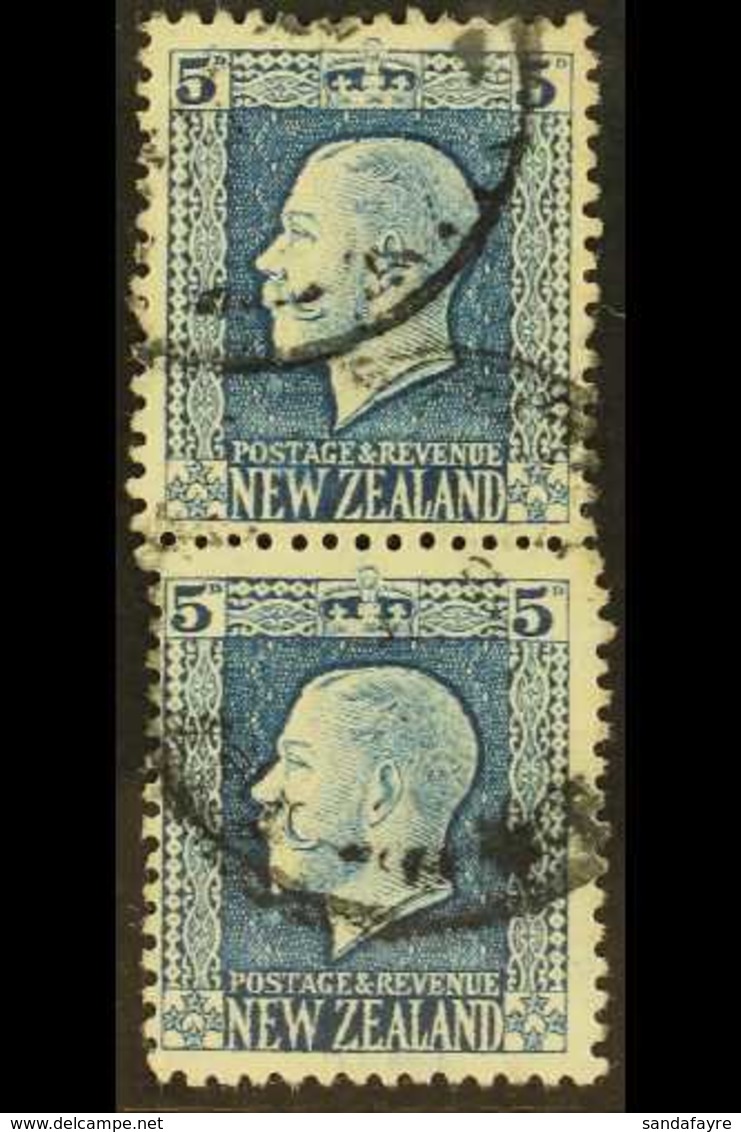 1915  5d Pale Ultramarine, Geo V, Vertical Pair, Perf 14 X 13½ + 14 X 14½, SG 424db, Fine Used. For More Images, Please  - Sonstige & Ohne Zuordnung