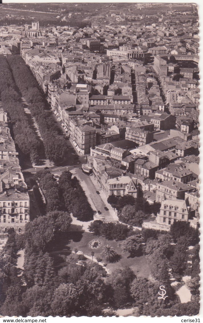 CSM - 8. BEZIERS - Les Allées Paul Riquet Et Au Premier Plan, Le Plateau Des Poètes Vue D'avion - Beziers