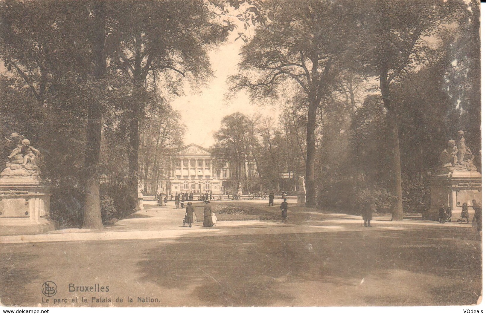 Bruxelles - CPA - Brussel - Le Parc Et Le Palais De La Nation - Bossen, Parken, Tuinen