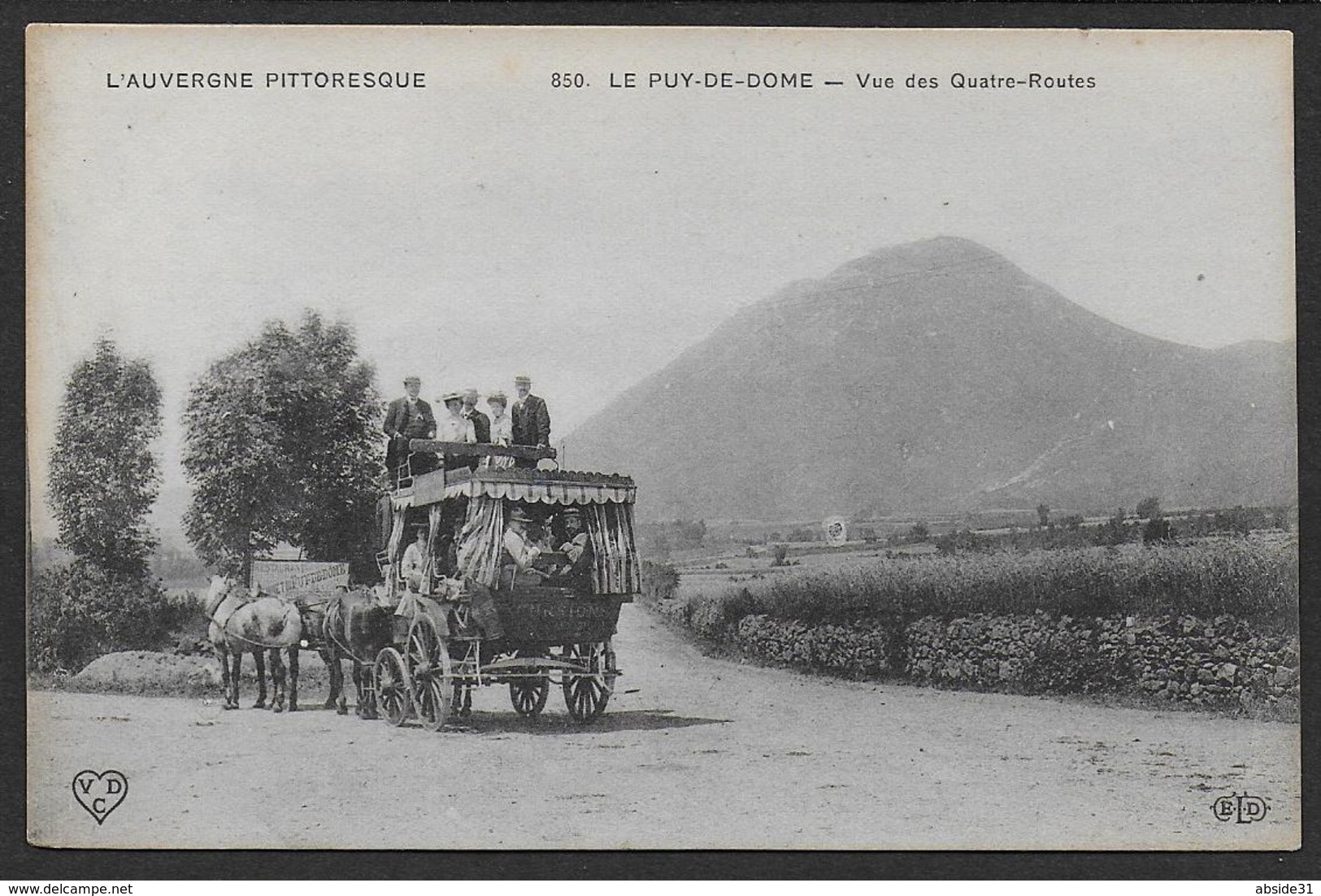 Le Puy De Dome - Vue Des Quatre Routes - Autres & Non Classés