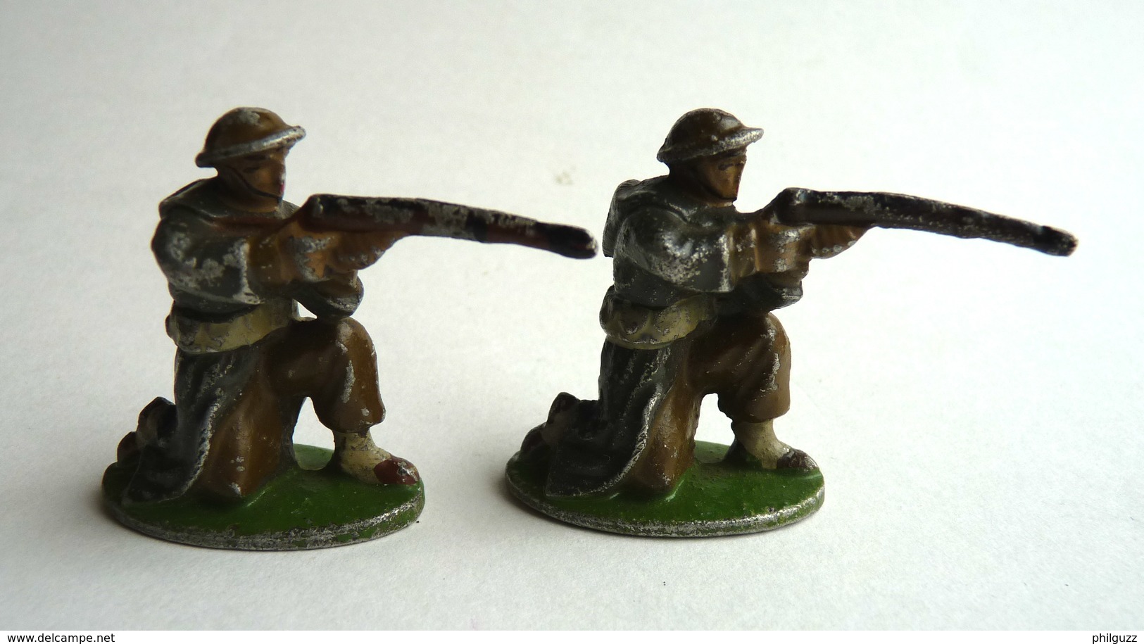 LOT FIGURINE QUIRALU  RARE 2 FIGURINES SOLDATS ANGLAIS TIREUR FUSIL A GENOUX TABOR GOUMIER - ALUMINIUM SOLDAT - Quiralu