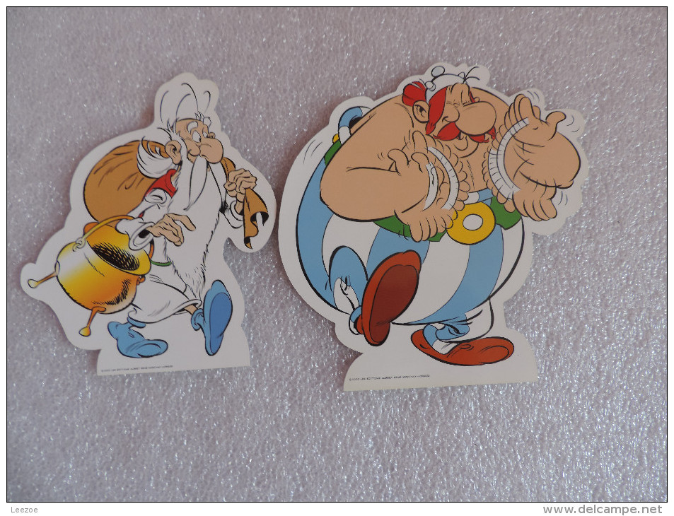 Objets Dérivés BD Astérix Stickers Imprimé Recto Verso Non Collant : Panoramix Et Obélix: Année 2000 - Aufkleber