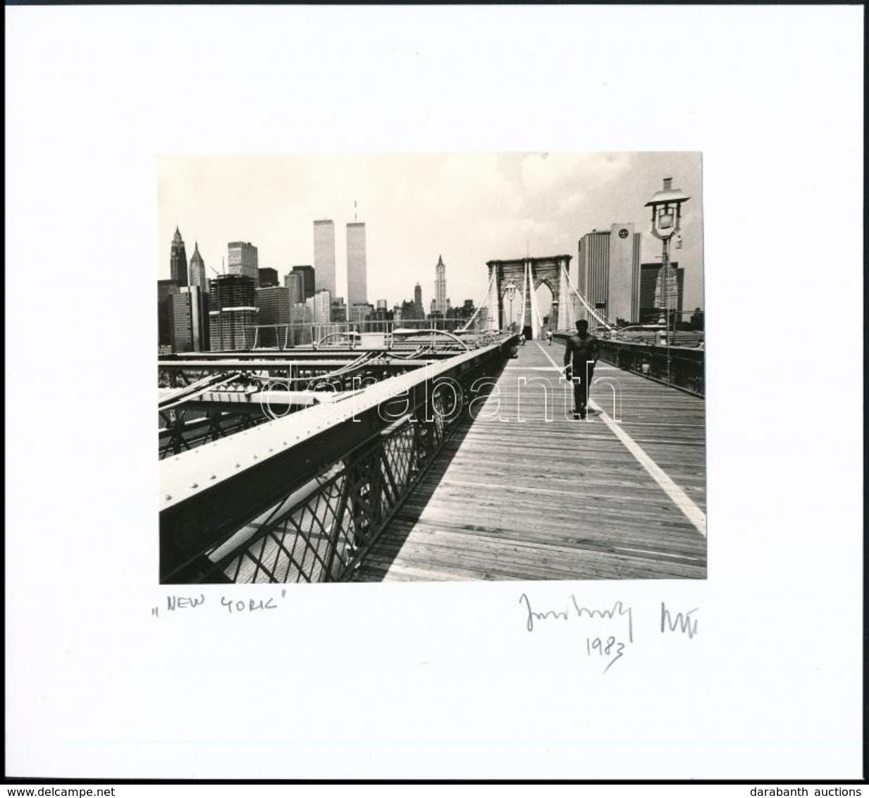 1983 Jankovszky György(1946-): New York, Brooklyn Bridge, Feliratozva, Aláírt, Pecséttel Jelzett, Kartonra Kasírozva, 11 - Sonstige & Ohne Zuordnung
