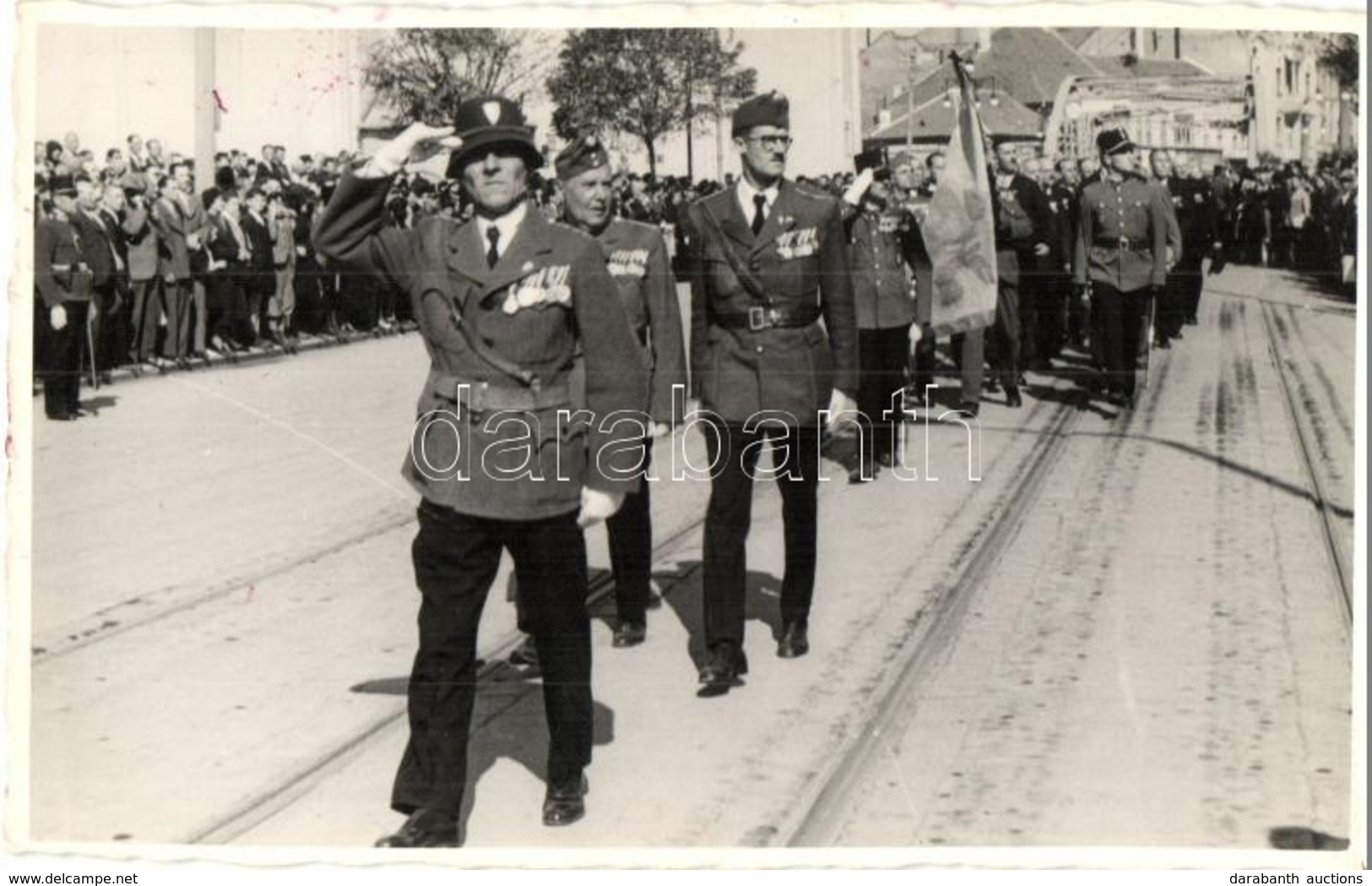 ** T2 1940 Nagyvárad, Oradea; Bevonulás, Honvédek / Entry Of The Hungarian Troops. Photo - Ohne Zuordnung