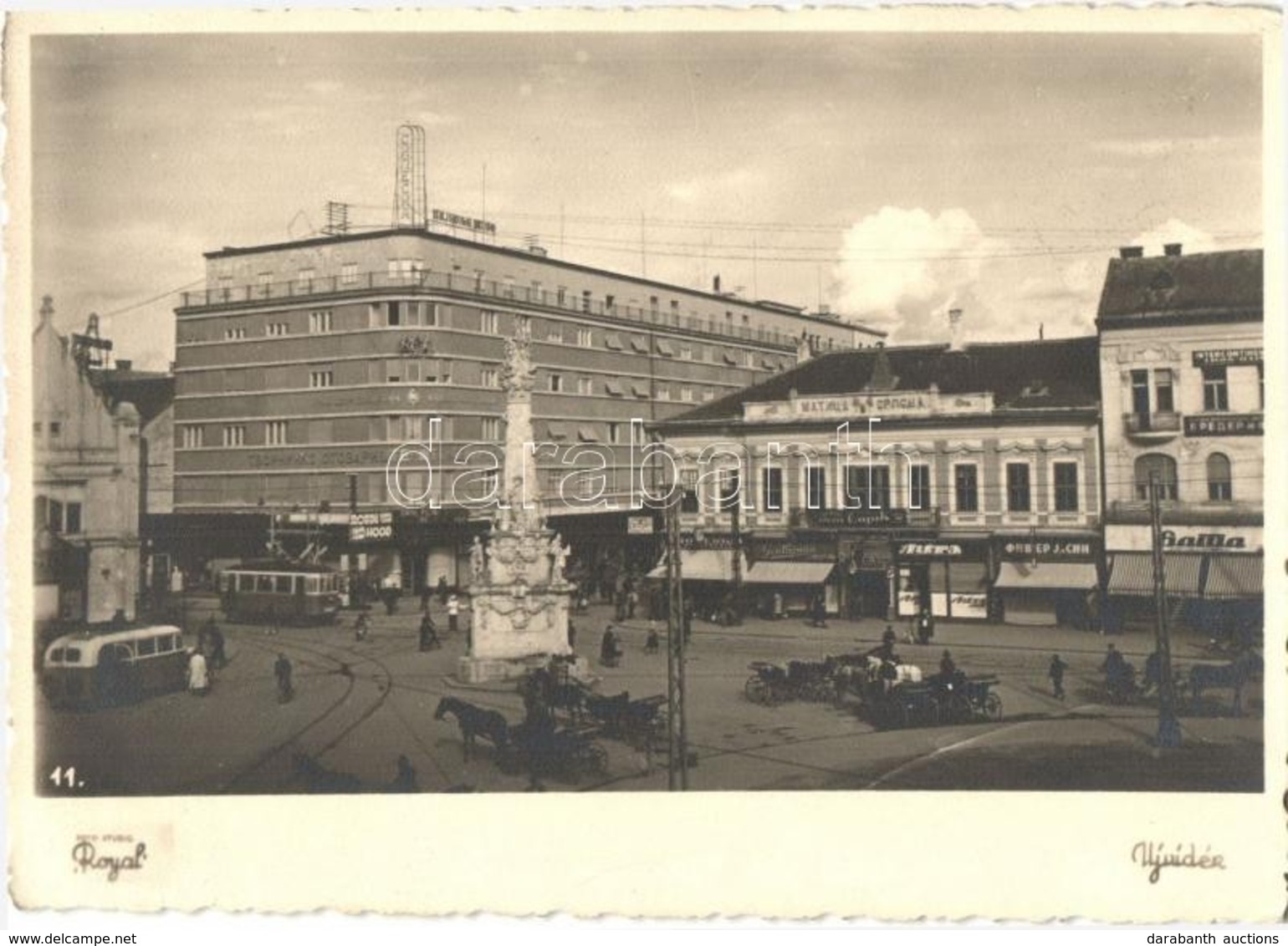 ** T1/T2 Újvidék, Novi Sad; Szabadság Tér, Szentháromság Szobor, Villamossal és Autóbusszal. Astra üzlet és Más Boltok,  - Ohne Zuordnung