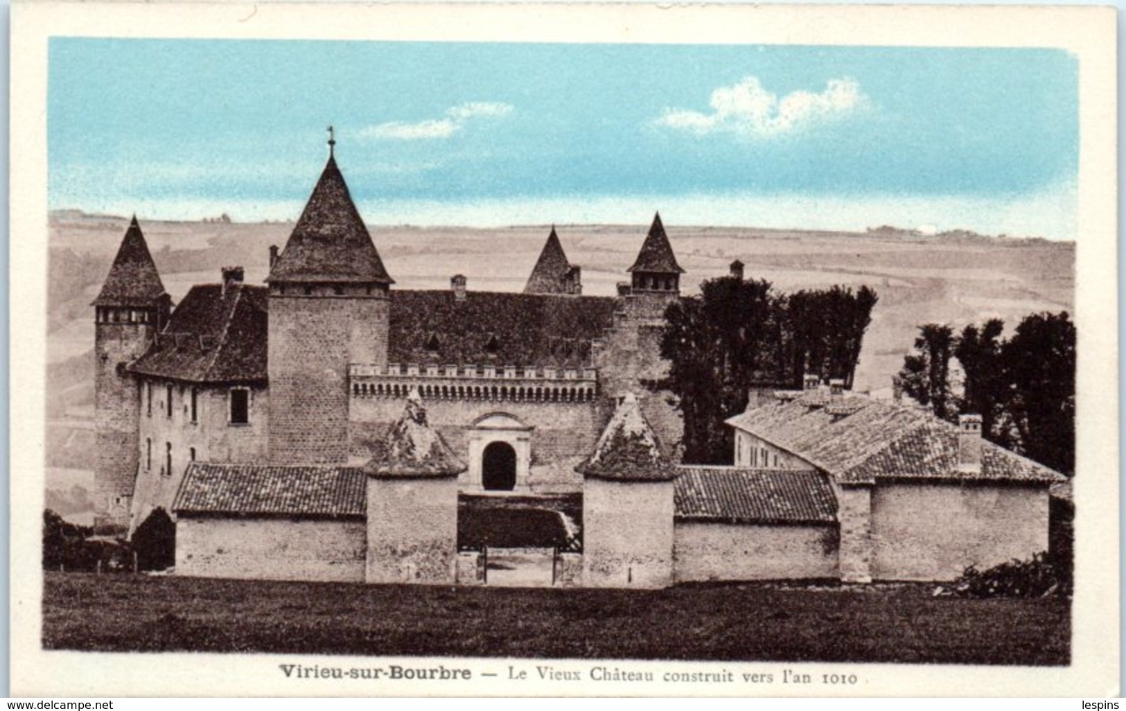 38 - VIRIEU Sur BOURBRE --  Le Vieux Château - Virieu
