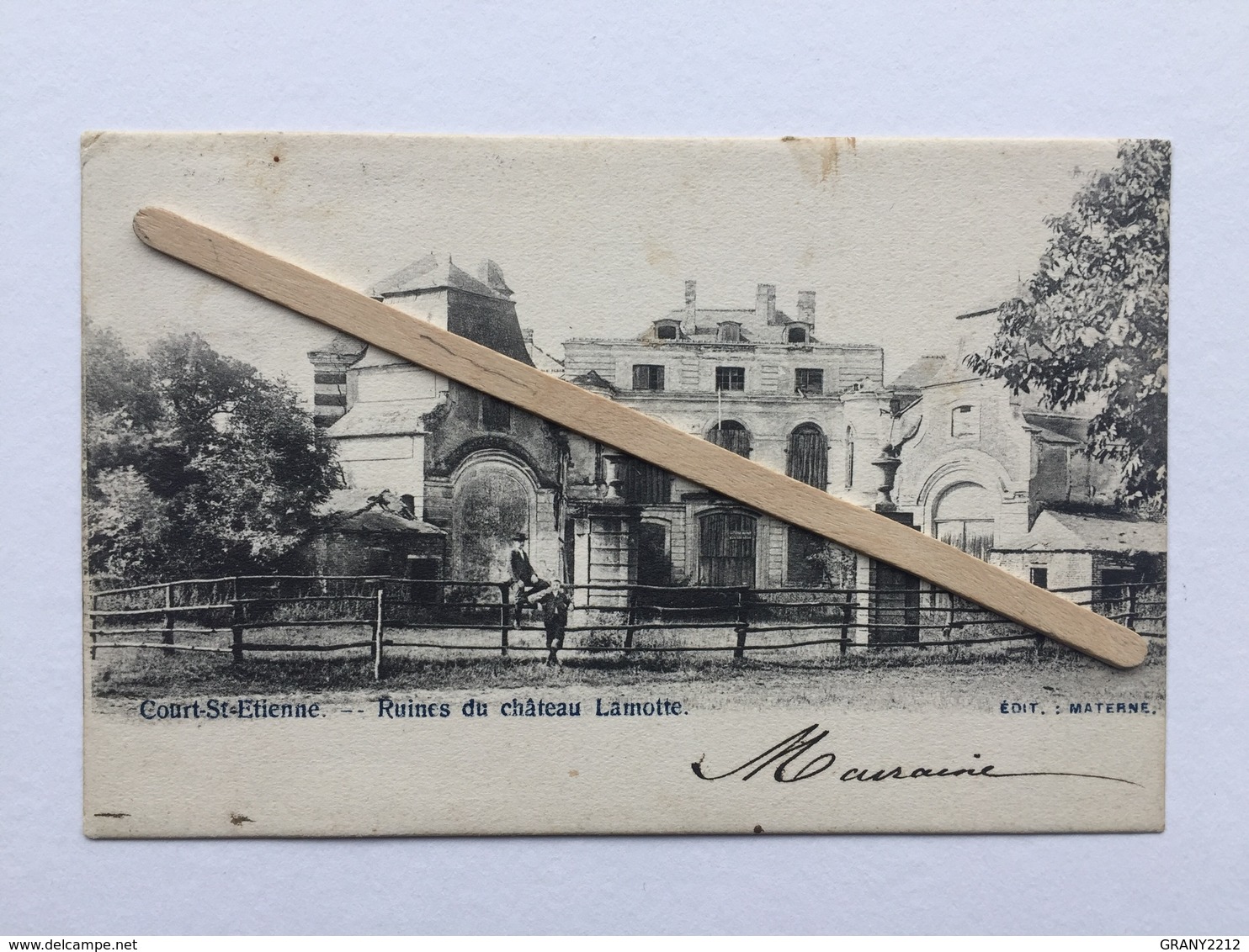 GENAPPE - COURT-St-ETIENNE »RUINES DU CHÂTEAU LAMOTTE  »Panorama  ,animée (1910)Édit Materne. - Genappe