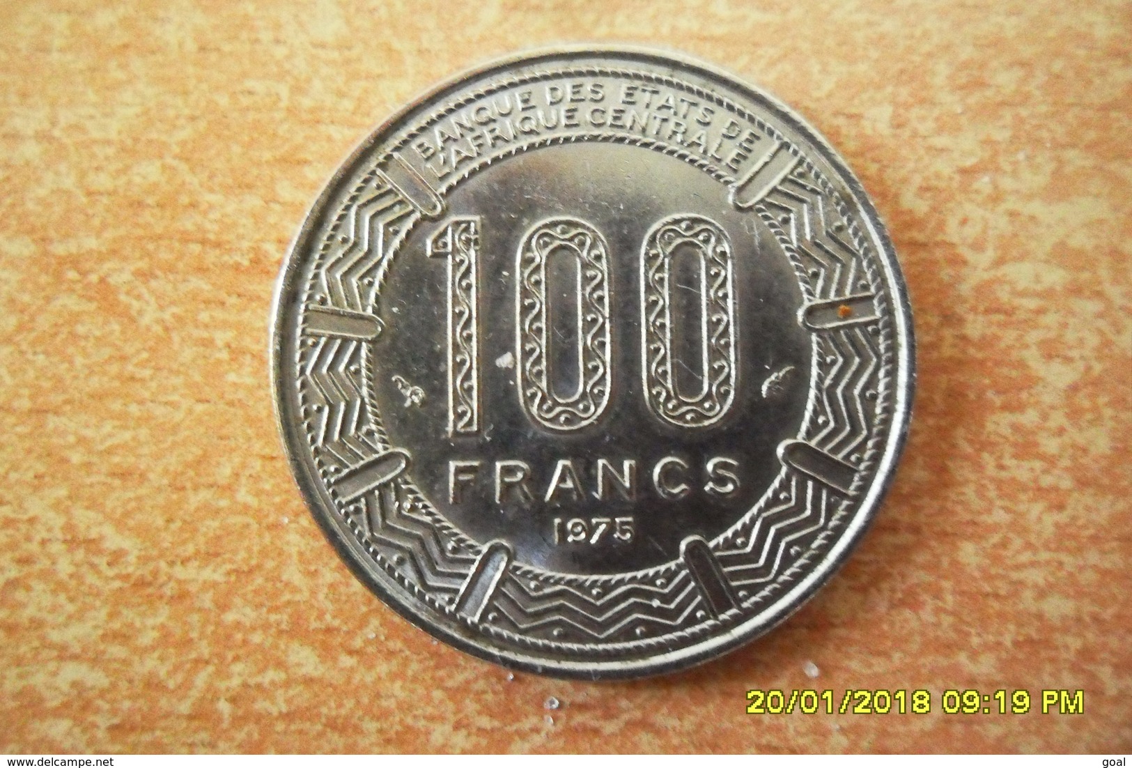 Monnaie De 100 Francs Du Cameroun Dde 1975 En Etat SUP - Cameroun