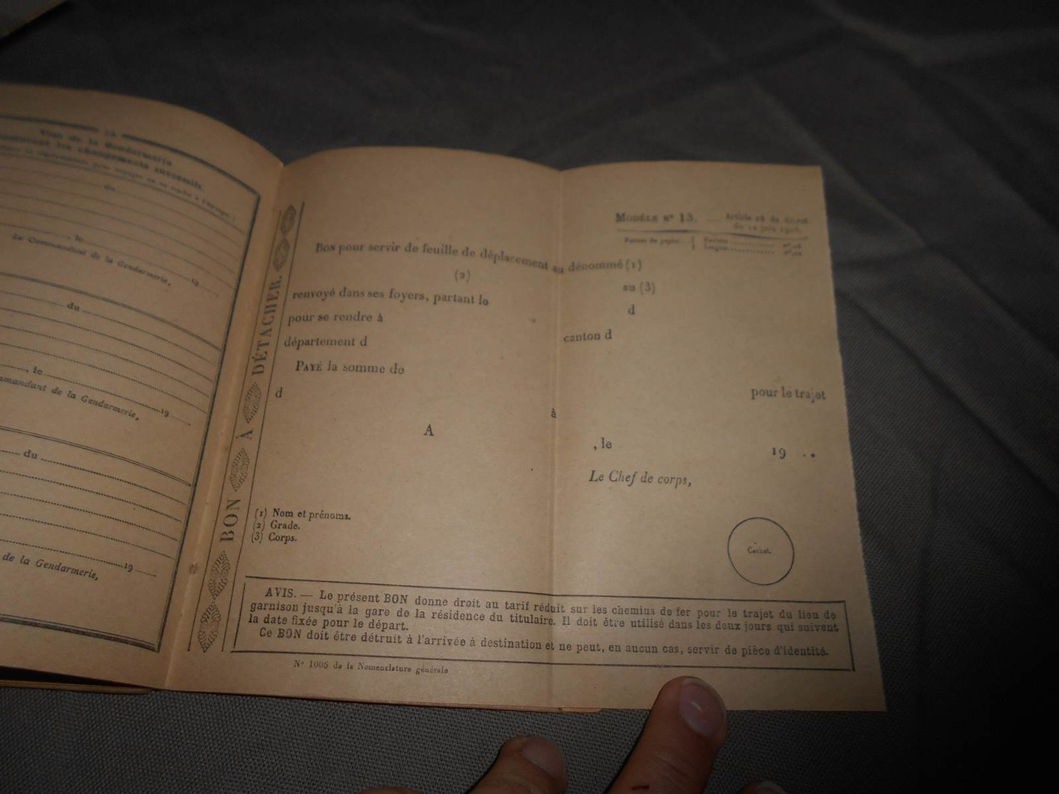 Livret De Soldat , Classe 1927,Bureau De Recrutement De Béziers, Engagé Spécial à L'école Polytechnique - Documents