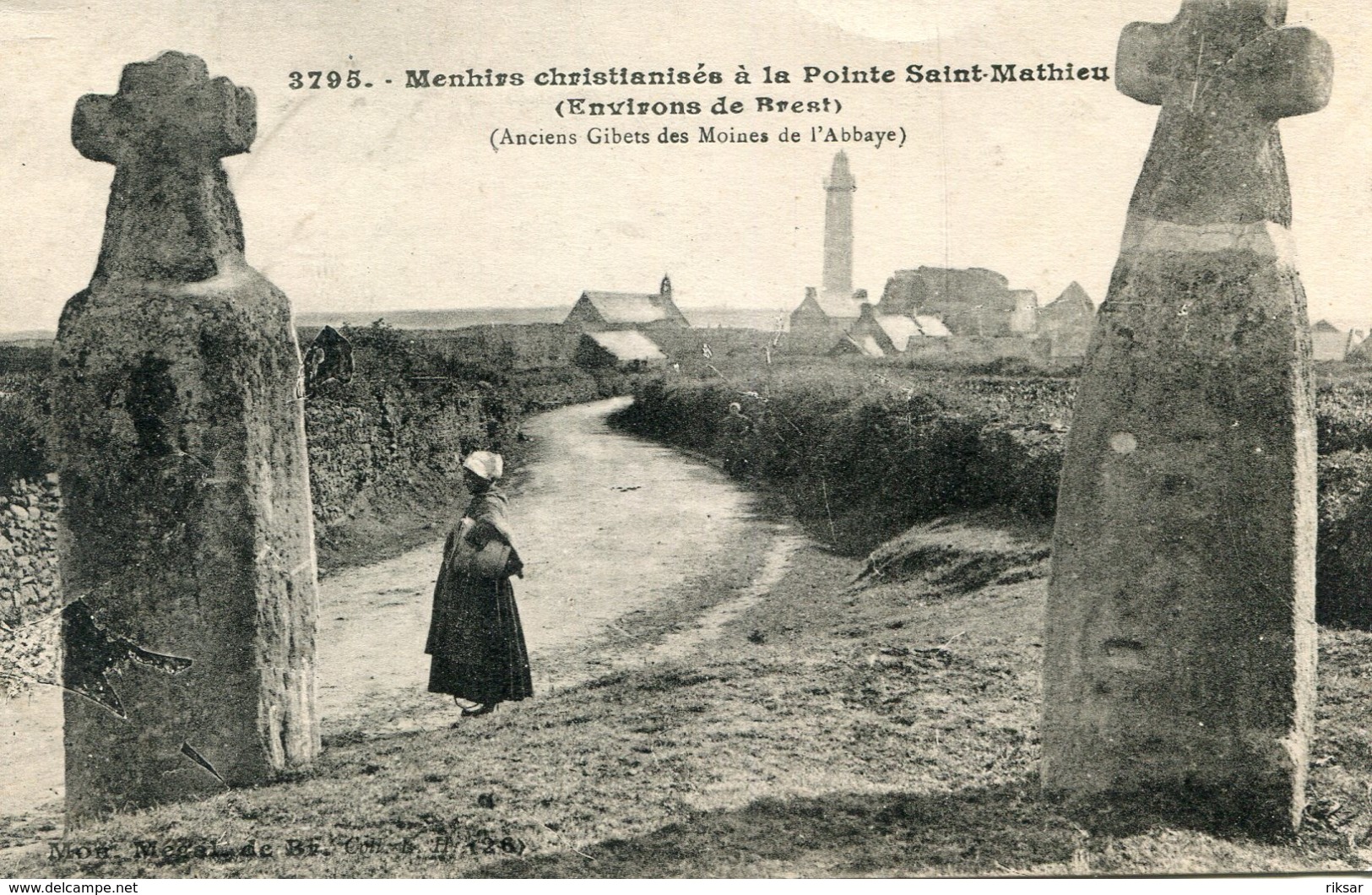 SAINT MATHIEU(MENHIR) - Dolmen & Menhirs