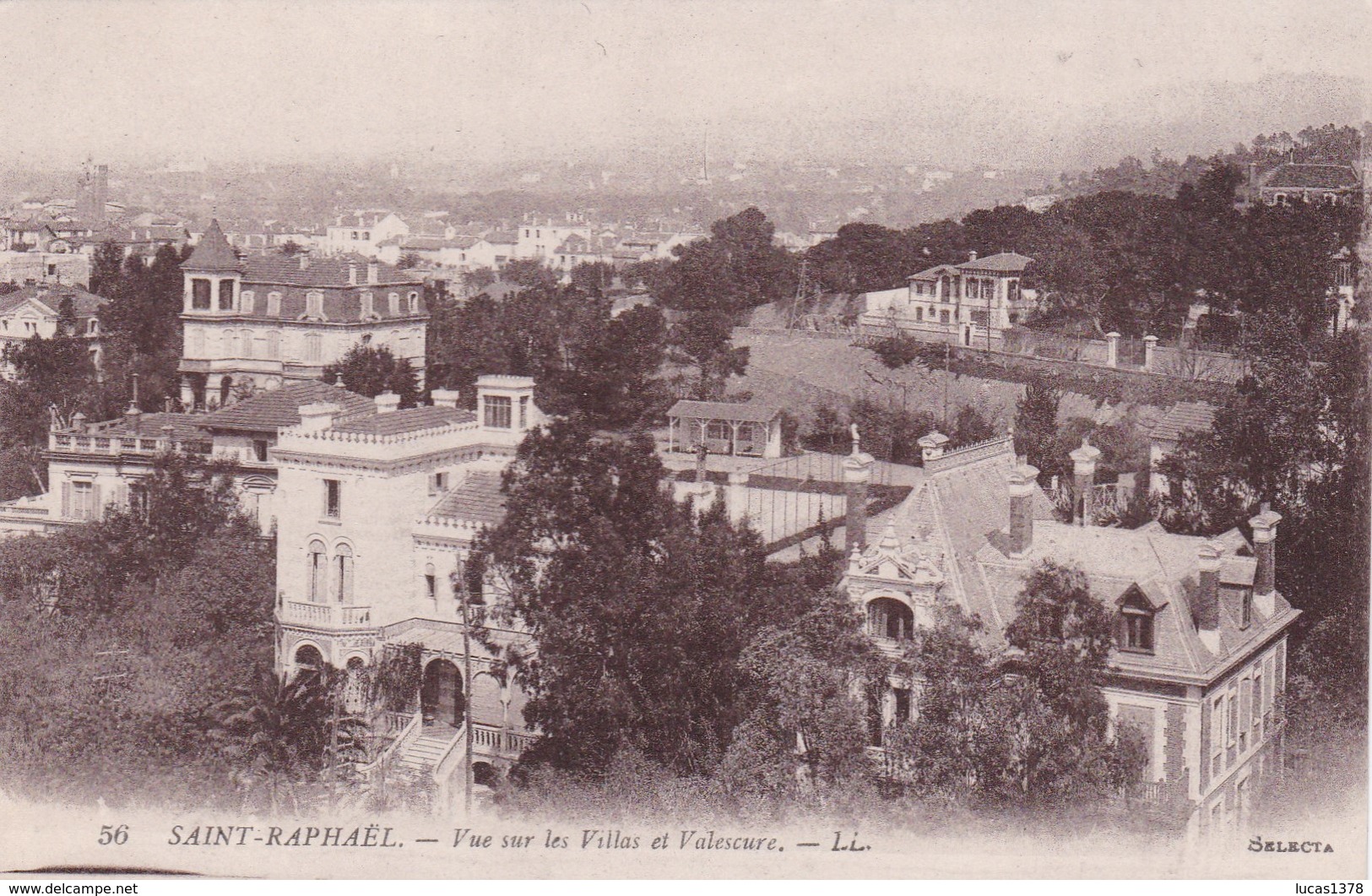 83 / SAINT RAPHAEL / VUE SUR LES VILLAS ET VALESCURE - Saint-Raphaël