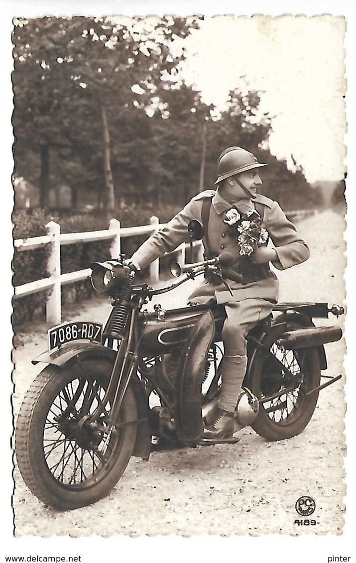 Militaire Sur Une MOTO - 4189 - Motos