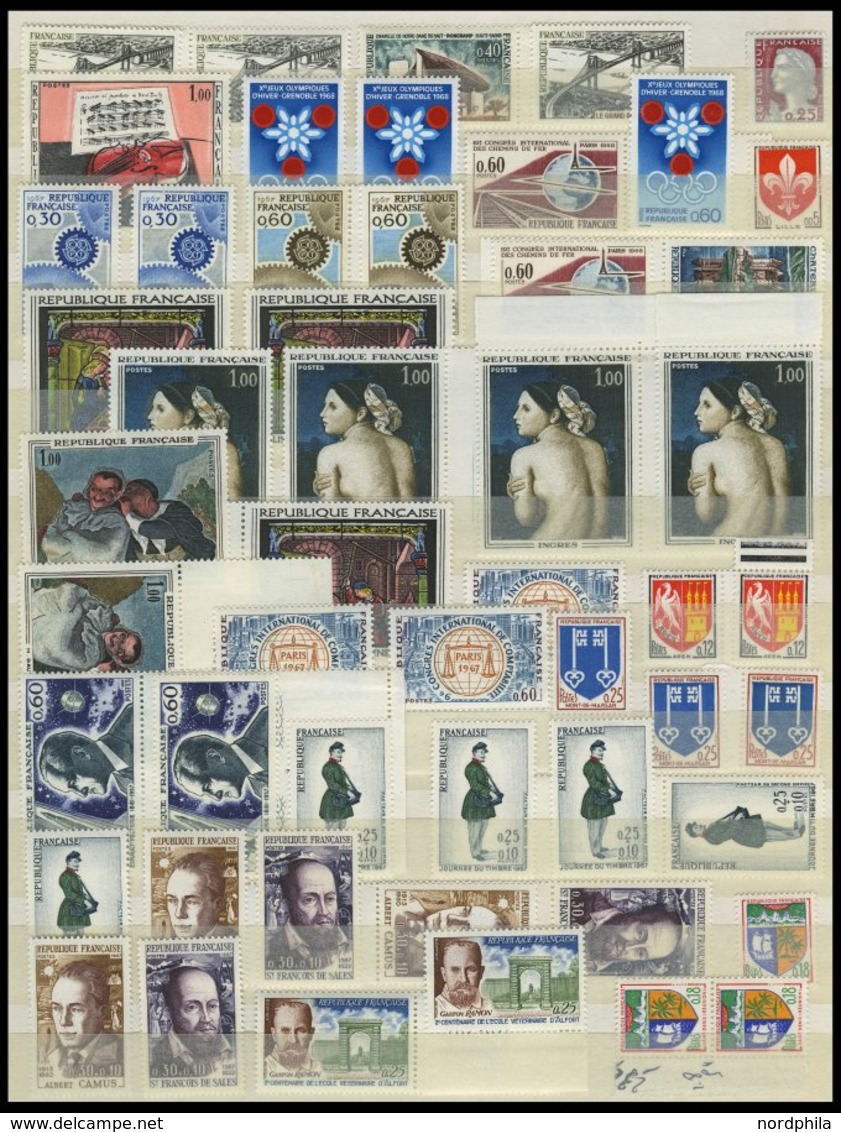 SAMMLUNGEN **, Postfrische Sammlung Frankreich Von 1956-76 Sauber Im Einsteckbuch, Oft 2-3x Vorhanden, Mit 29 Rotes Kreu - Collezioni