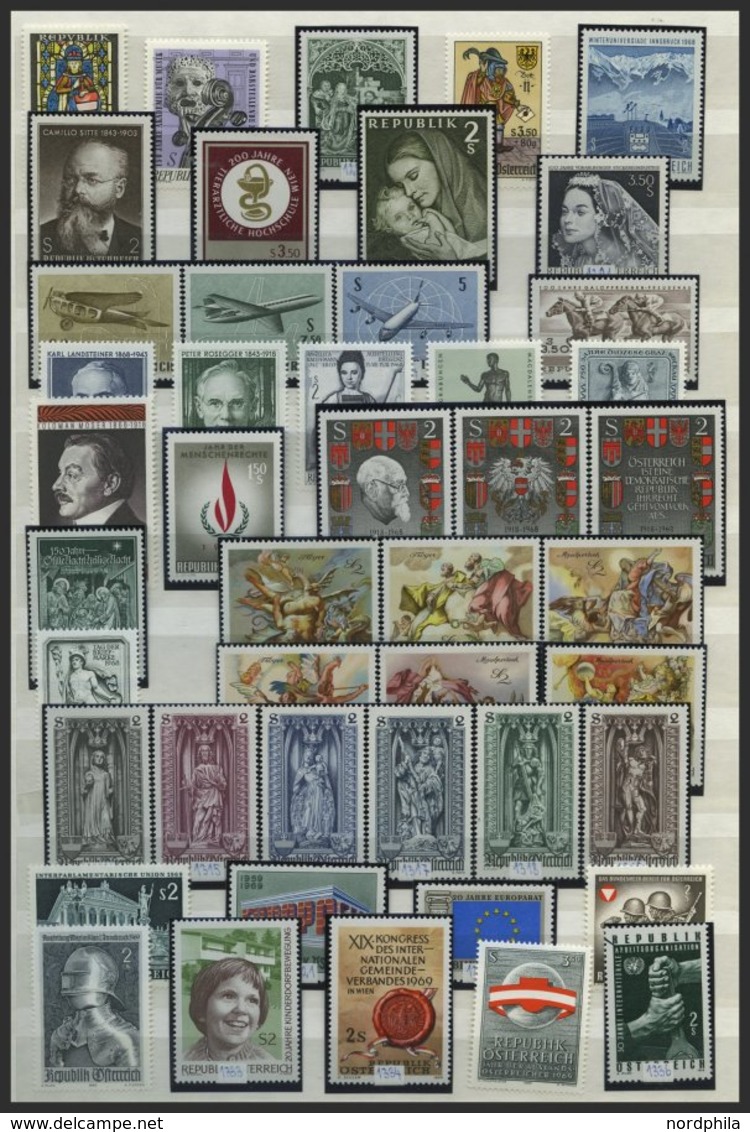 SAMMLUNGEN **, Postfrische Sammlung Österreich Von 1959-89 Im Einsteckbuch, Komplett Bis Auf Freimarken-Ausgaben, Pracht - Colecciones