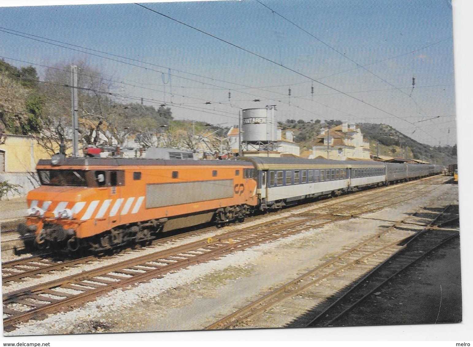 Portugal - Sud-Express Paris-Lisboa Atravessando Santarém Em 12 De Abril De 1986. - Stazioni Con Treni