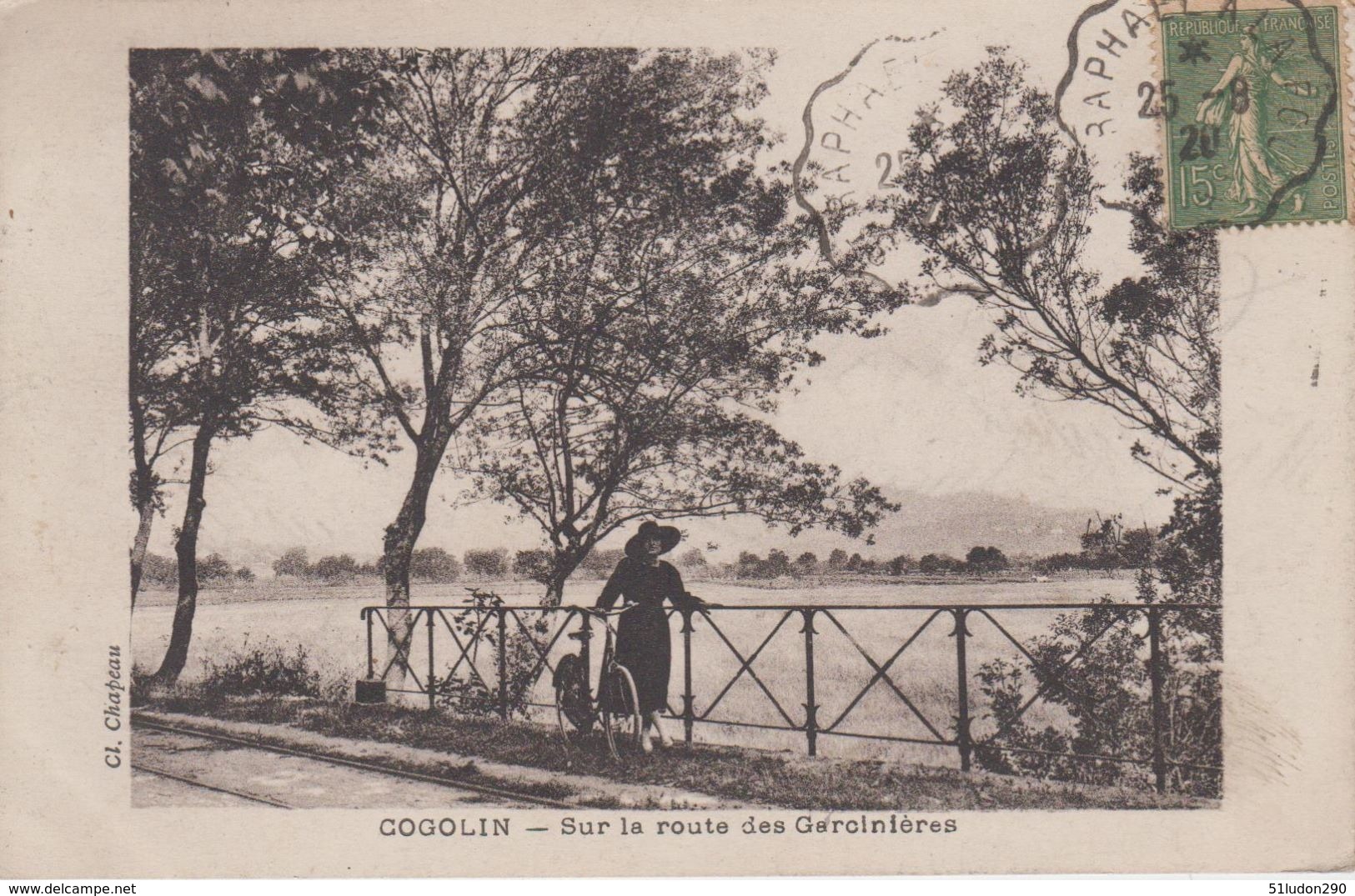 CPA Cogolin - Sur La Route Des Garcinières (avec Petite Animation) - Cogolin