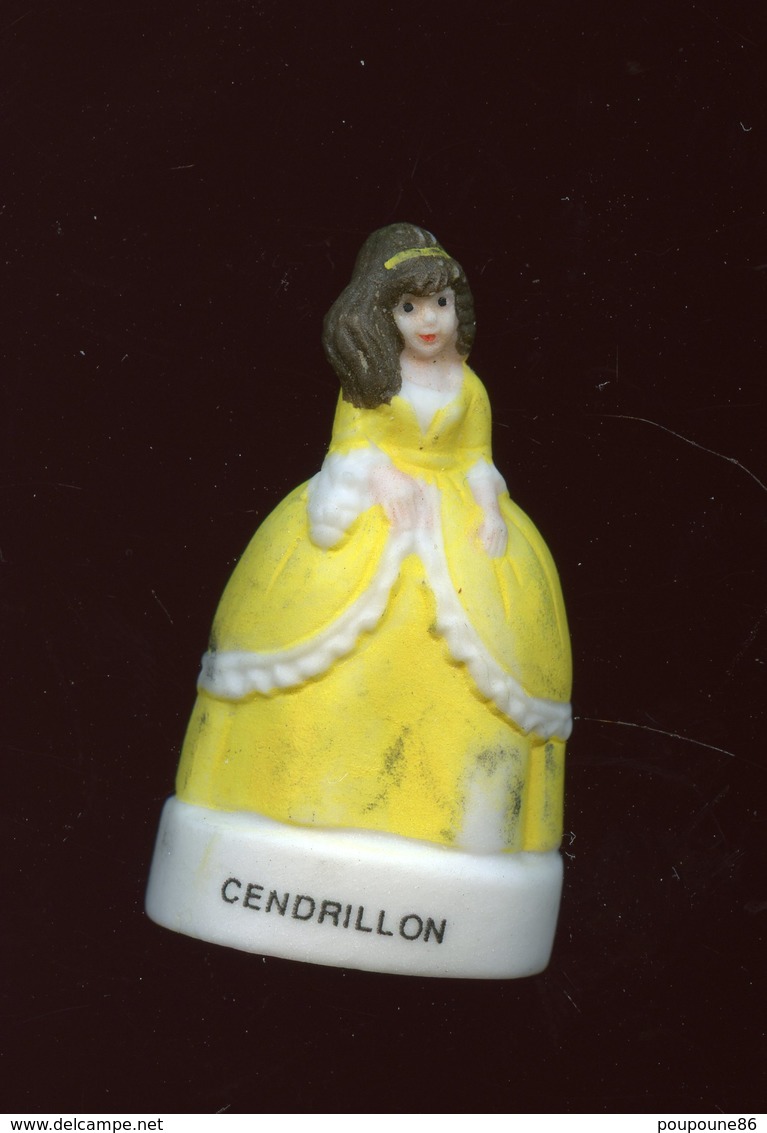 FEVE - FEVES -  CENDRILLON - CONTES DE NOTRE ENFANCE - MATE - H : 3,2 Cm - Other & Unclassified