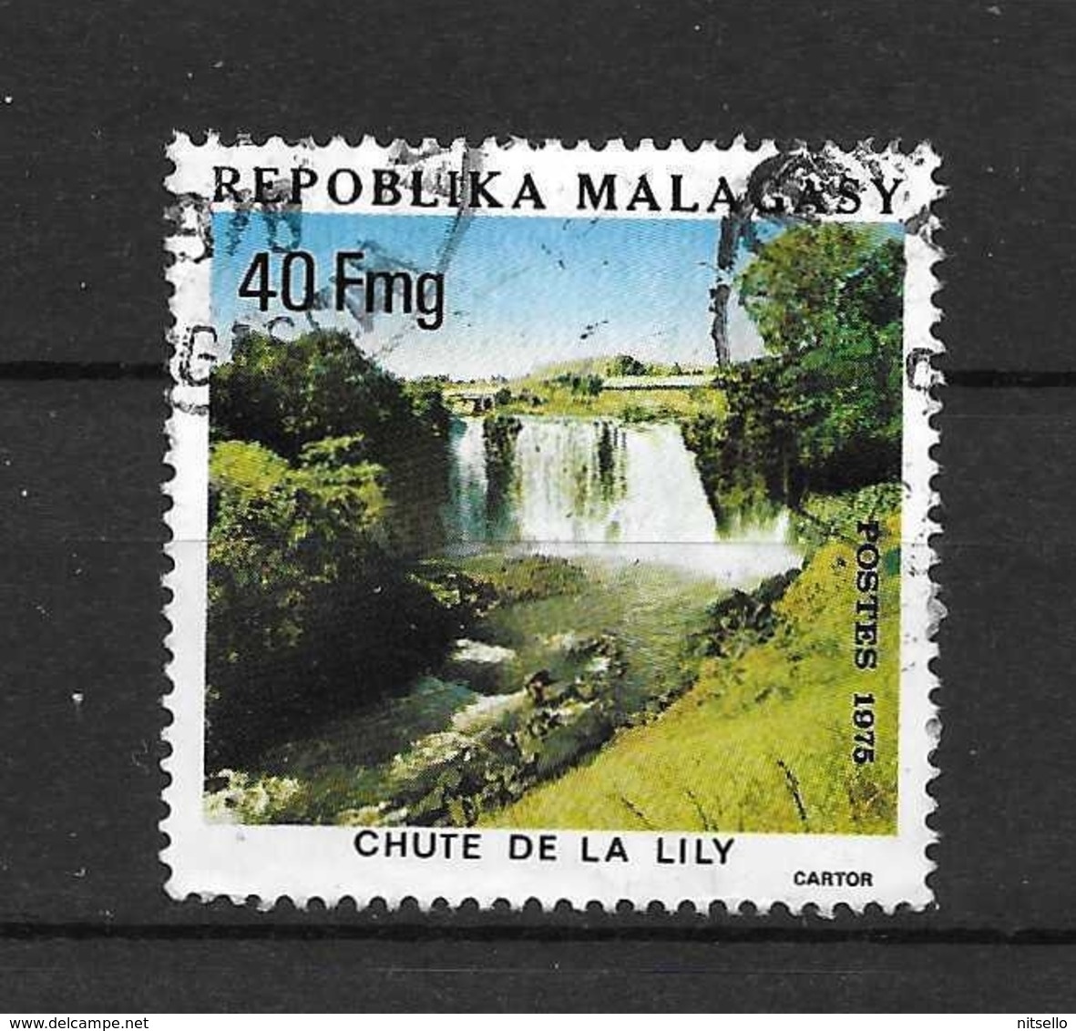 LOTE 1985   ///  MADAGASCAR  CHUTE DE LA LILY - Madagascar (1960-...)