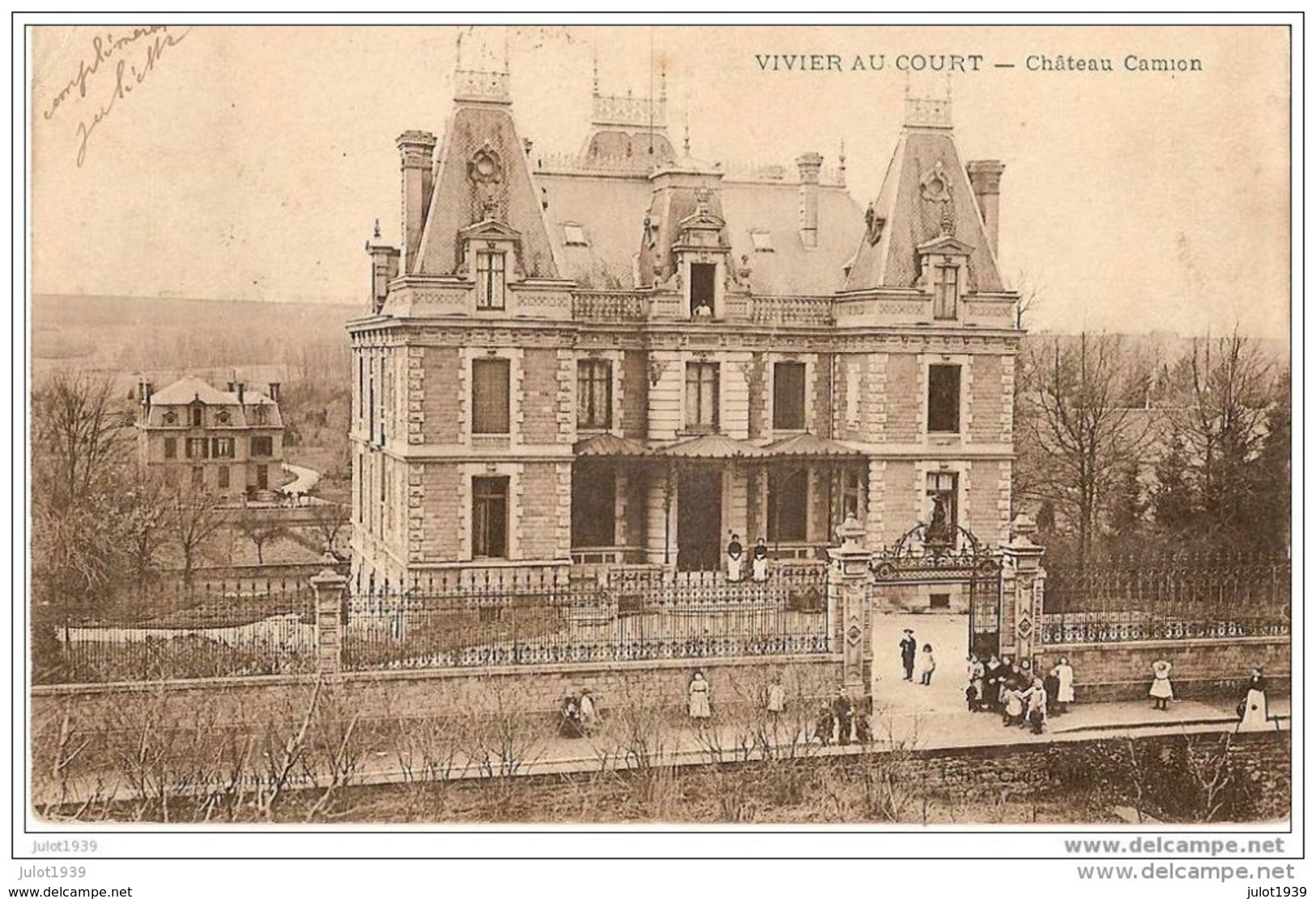 VIVIER - AU - COURT ..-- 08 ..-- Château CAMION . - Charleville