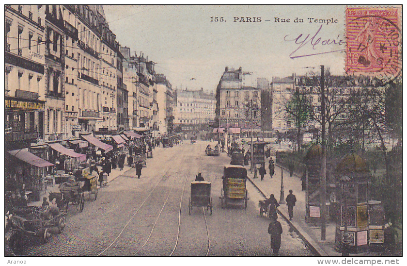 Paris -- Rue Du Temple -- Calèches - Arrondissement: 03