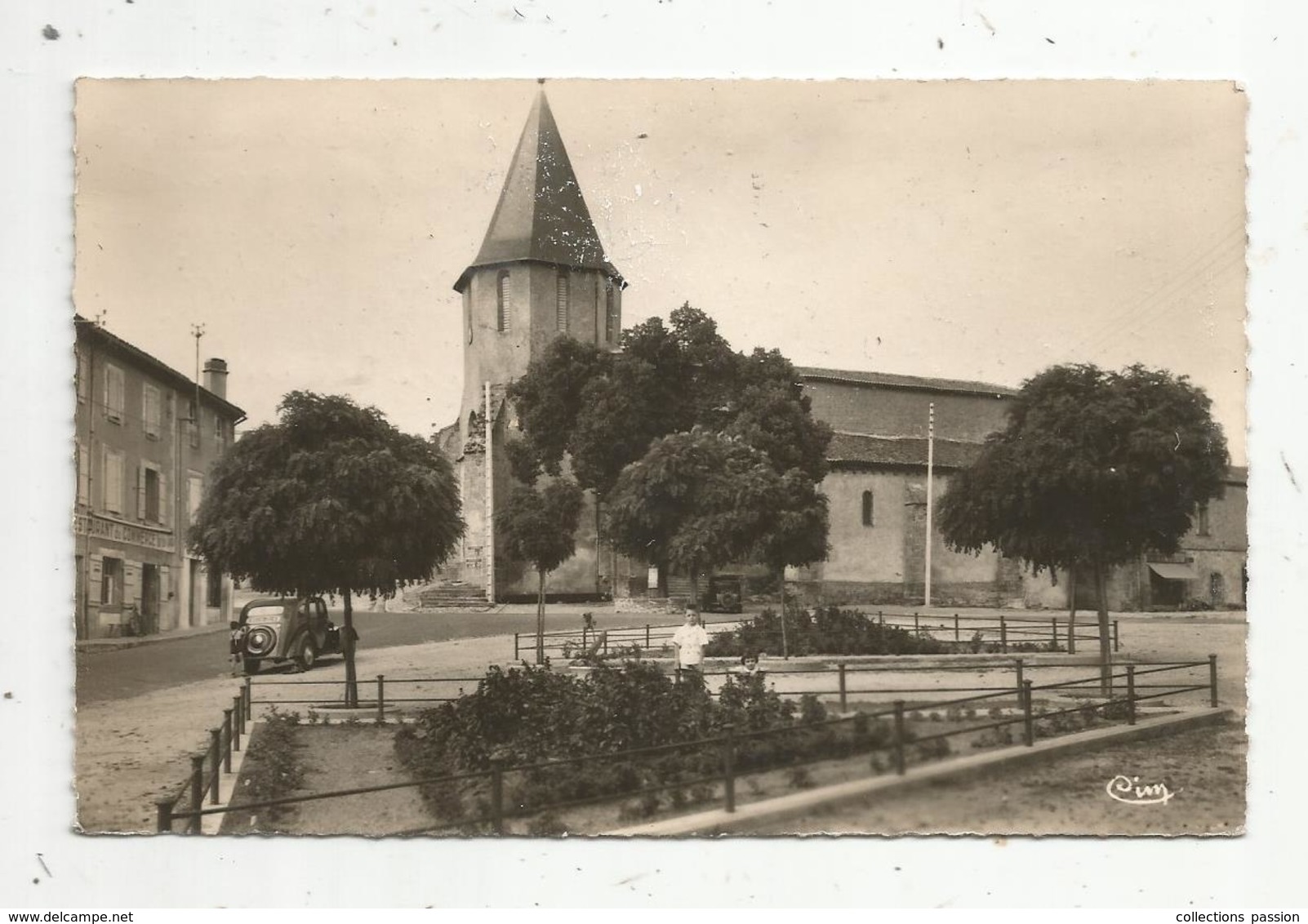 Cp, 87 , Haute Vienne , SAINT MATHIEU ,place De La Mairie ,écrite , Ed. Combier - Saint Mathieu