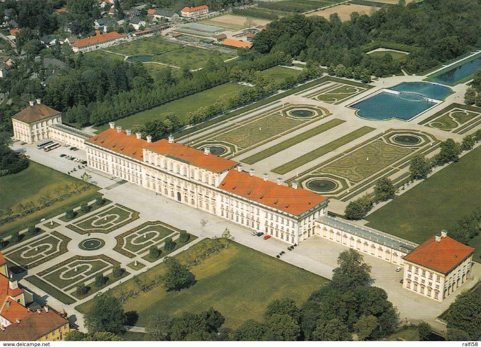 1 AK Germany Bayern * Blick Auf Das Neue Schloss In Schleissheim - Erbaut Ab 1701 - Luftbildaufnahme * - Oberschleissheim