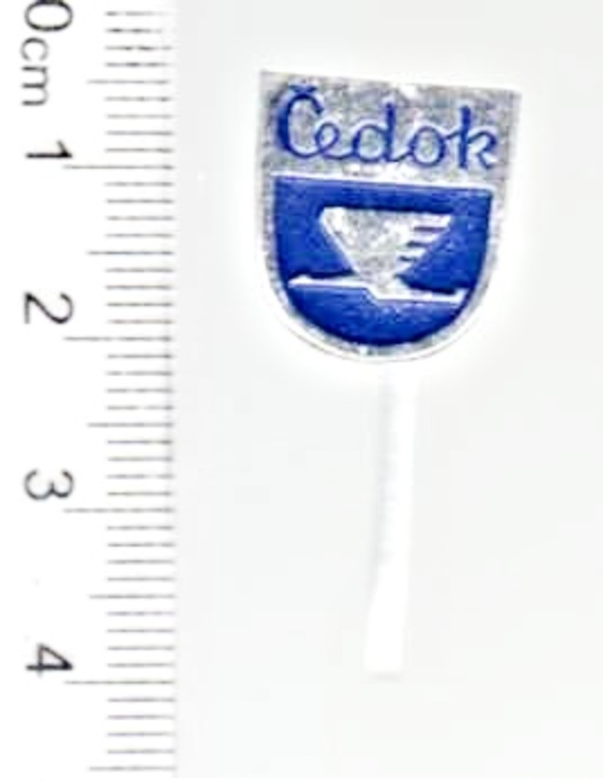 4-03 CZECHOSLOVAKIA  Old CSSR Enamel Cedok Čedok The Oldest Brand Of The Czech Travel Agency Since 1920 - Markennamen