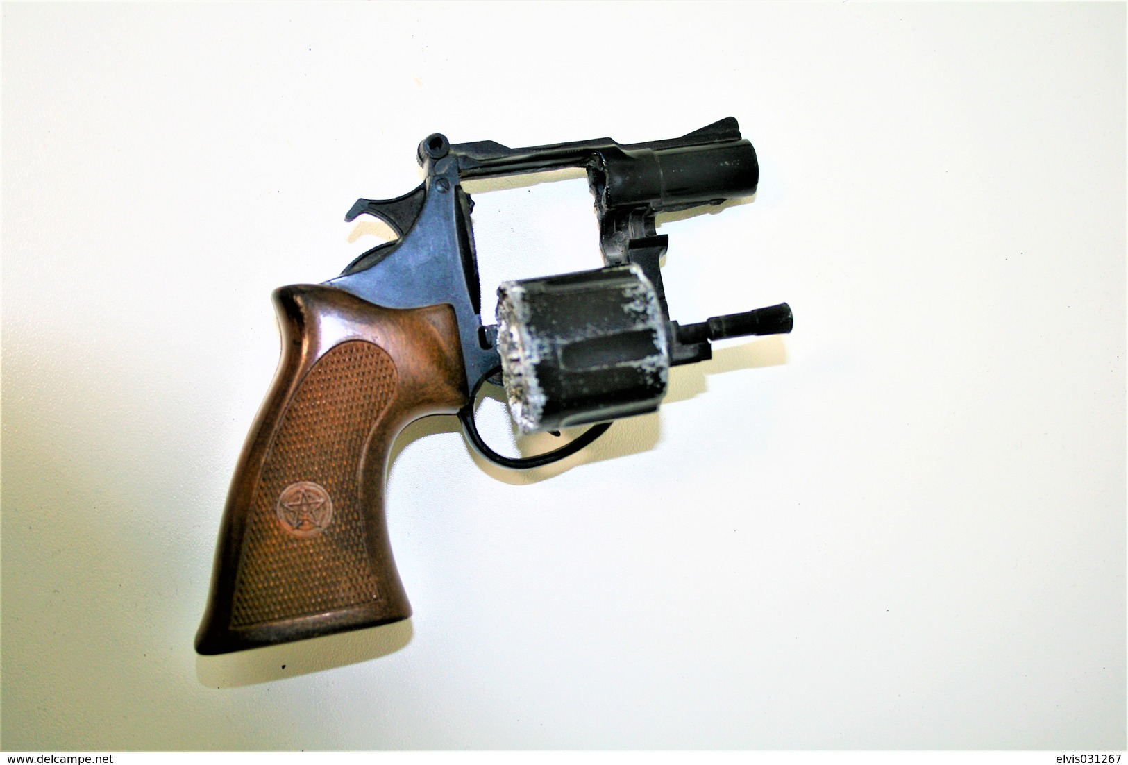 Vintage TOY GUN : KAT80181-1 By Edison Giocattoli - L=16cm - 19??s - Keywords : Cap Gun - Cork - Revolver - Pistol - Armi Da Collezione