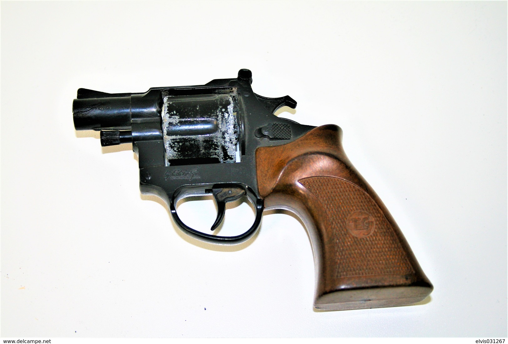 Vintage TOY GUN : KAT80181-1 by edison giocattoli - L=16cm - 19??s - keywords : Cap Gun - Cork - Revolver - Pistol