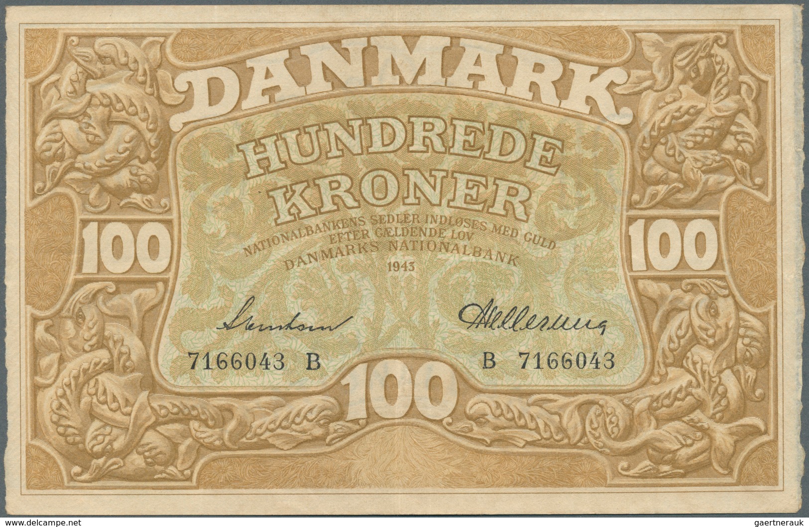 01354 Denmark  / Dänemark: 100 Kroner 1943 P. 33d, Used With Center Fold, Light Vertical And Horizontal Fo - Denemarken