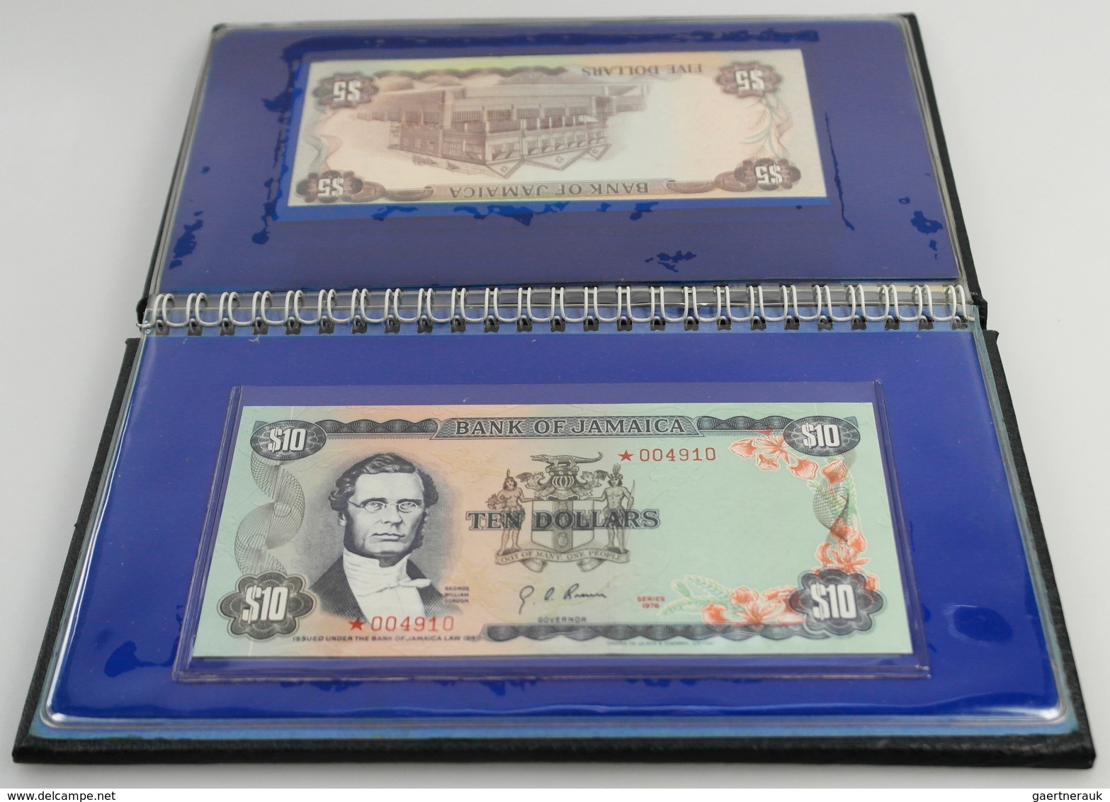 01886 Jamaica: Offical Currency Album Of The Bank Of Jamaica, With Certificate, Containing Notes With "Sta - Giamaica