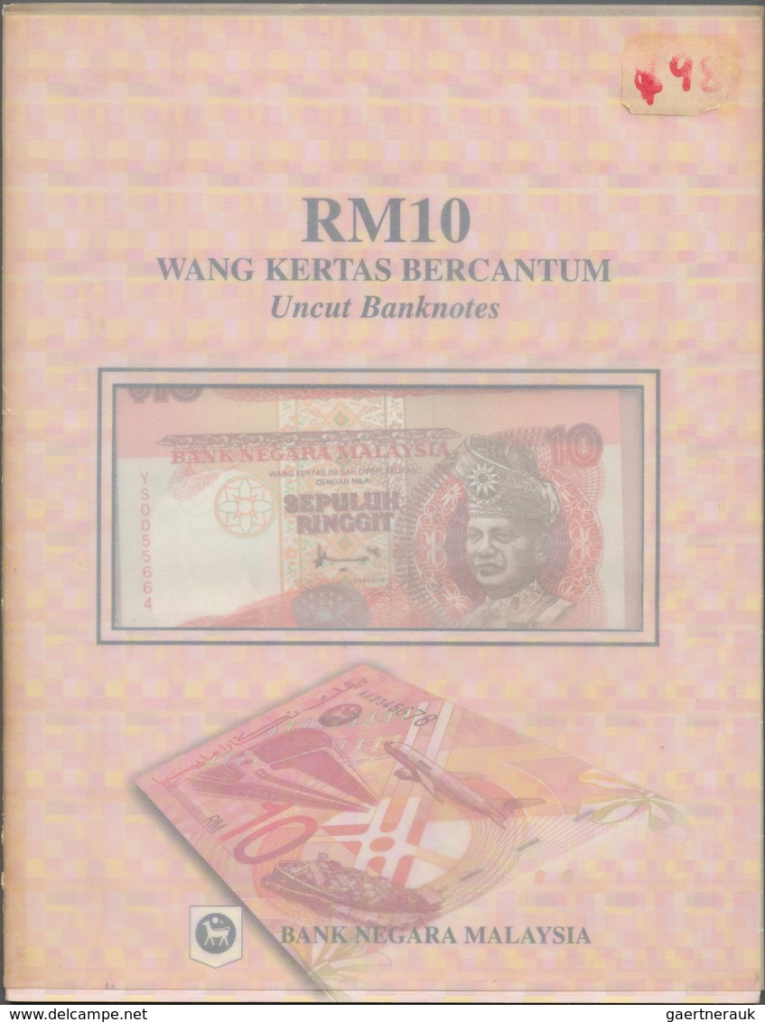 01995 Malaysia: Set Of 2 Uncut Sheets Of 3 Notes Each 10 Ringgit ND P. 38 And 10 Ringgitt ND P. 42, In Ori - Malaysia