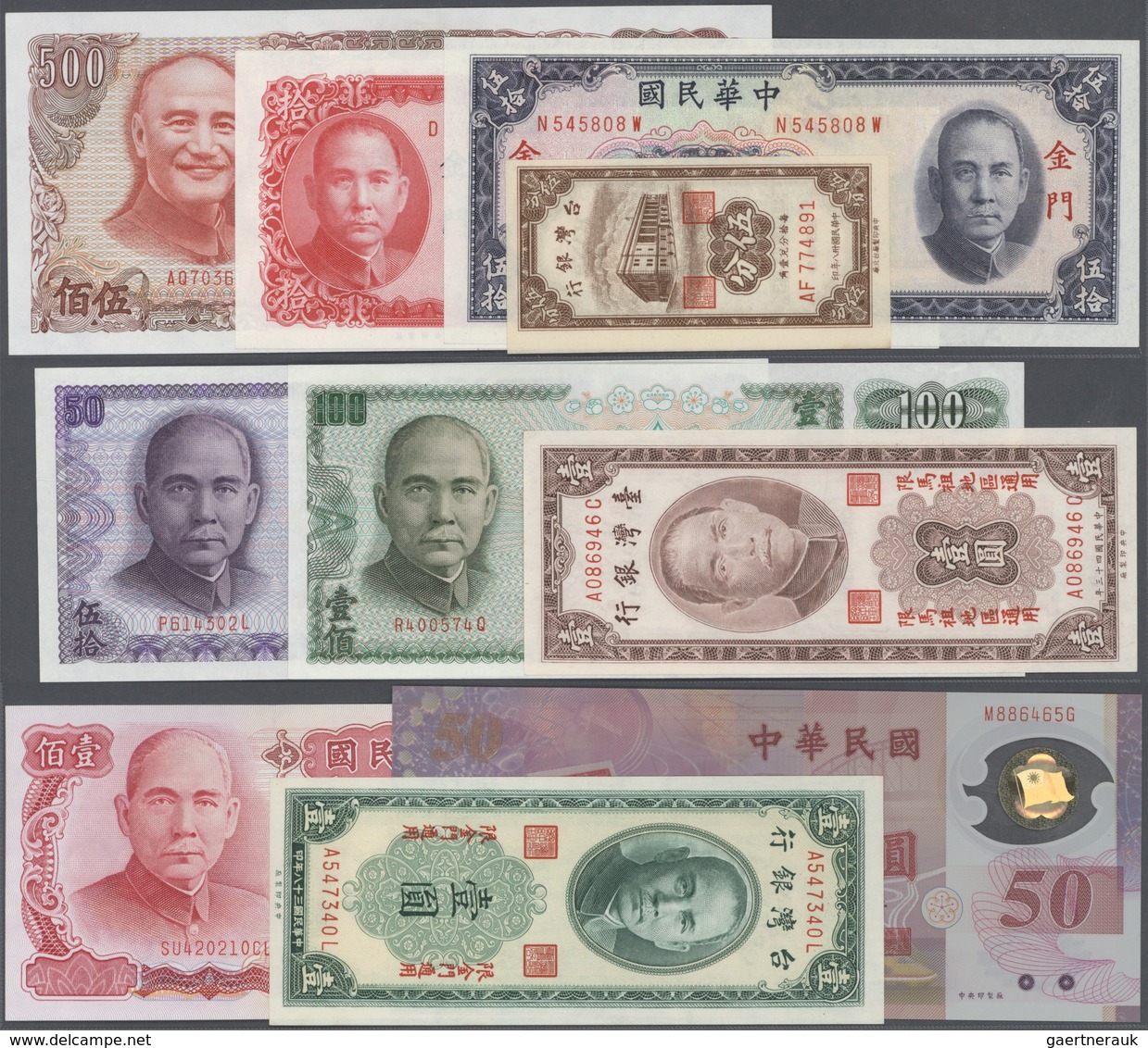 02872 Taiwan: Larger Lot Of 30 Pcs Taiwan From Different Times And With Different Denominations, From 5 Ce - Taiwan