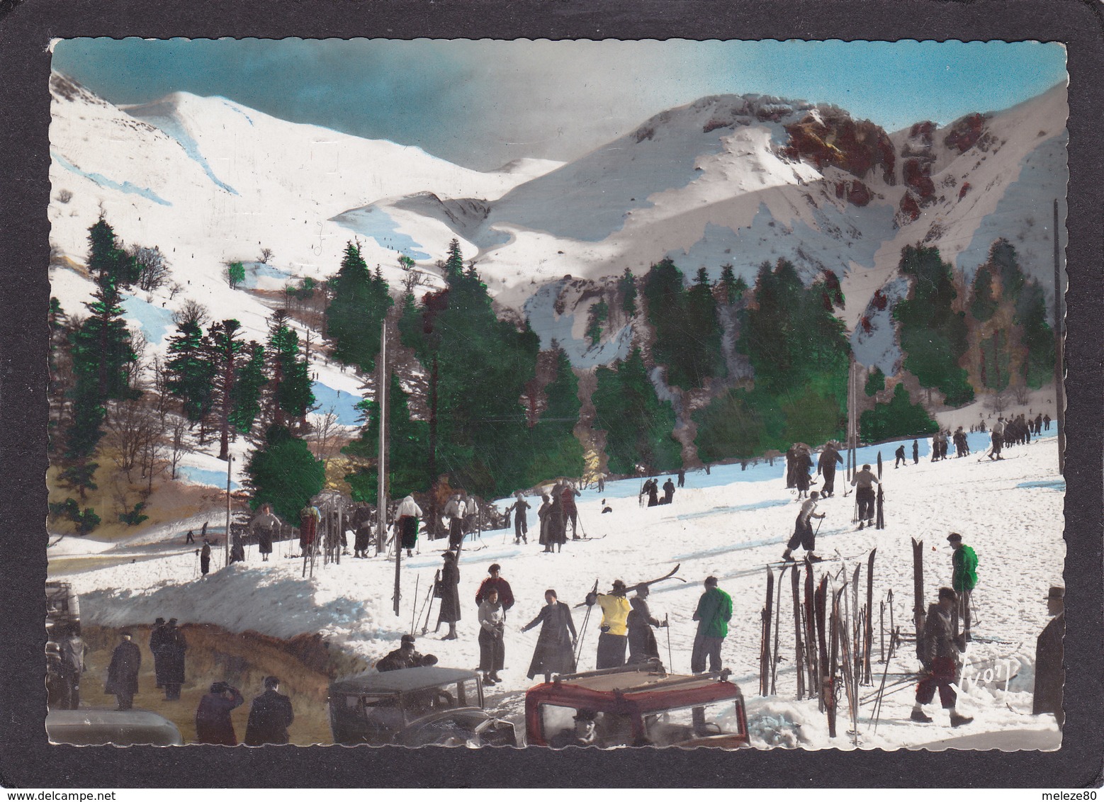 63 Le MONT-DORE  Skieurs Sur Les Champs De Neige  1944   10x15 - Le Mont Dore