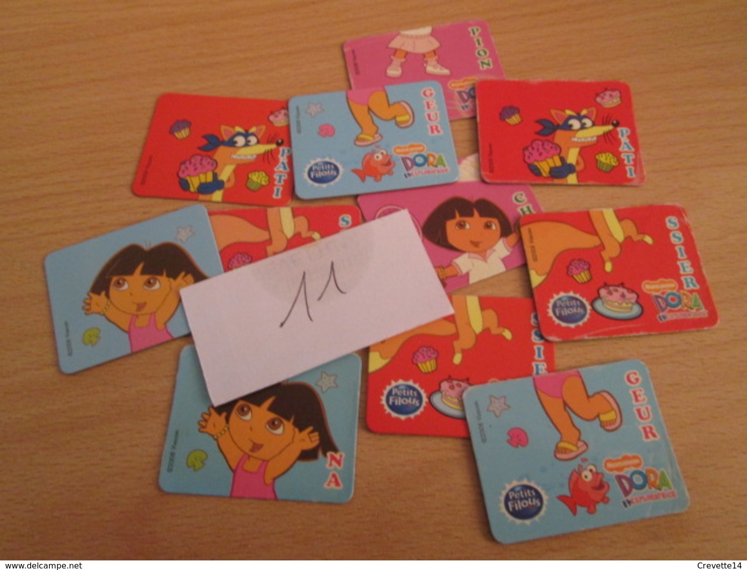 A Prix Cassé !!! LOT DE 11 MAGNETS DORA L'EXPLORATRICE PETITS FILOUS - Lettres & Chiffres