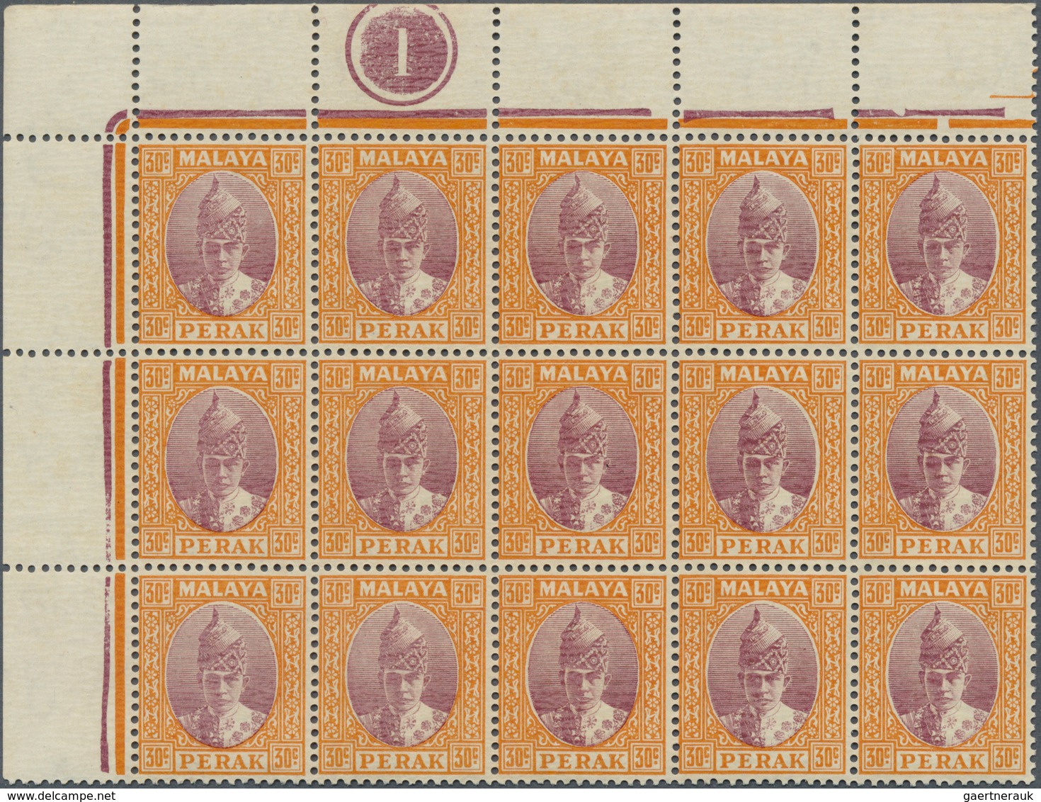 06705 Malaiische Staaten - Perak: 1938, Sultan Iskandar Definitive 30c. Purple/orange Block Of 15 From Upp - Perak
