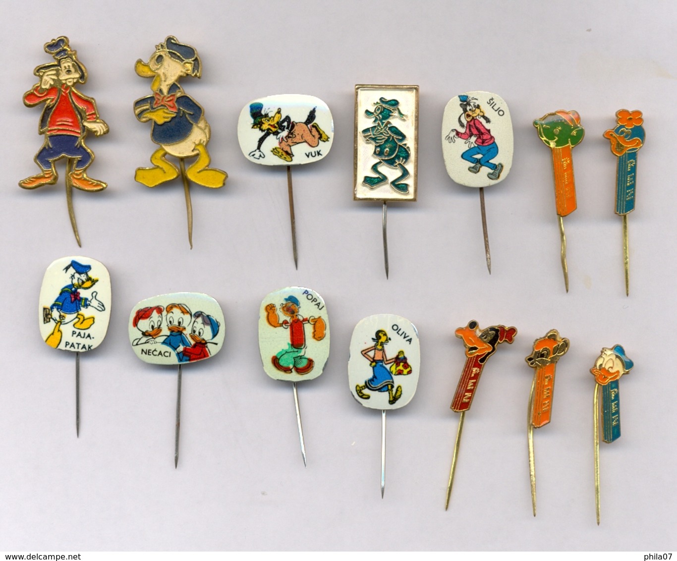 Walt Disney Pin Badges - Various Charachters From Cartoons, Various Quality / 4 Scans - Disney