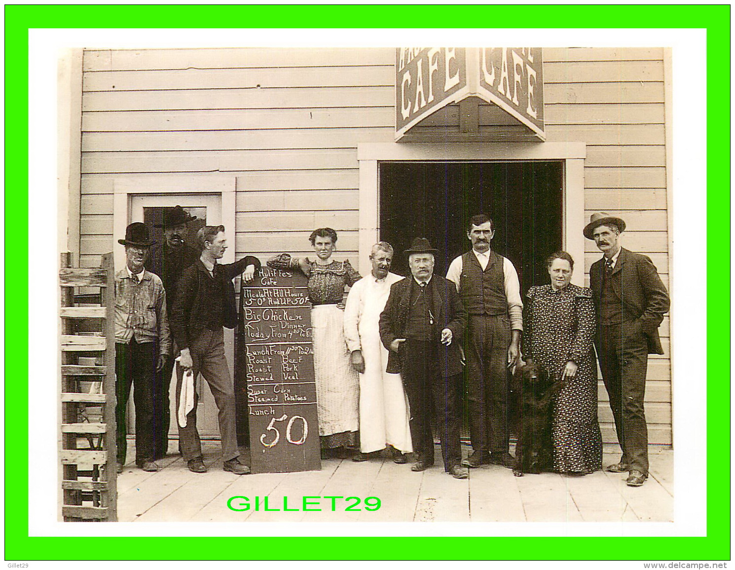 FEMMES - McAULIFFE'S CAFÉ, TONOPAH, NEVADA -  DIMENSION 12 X 16 Cm - - Femmes